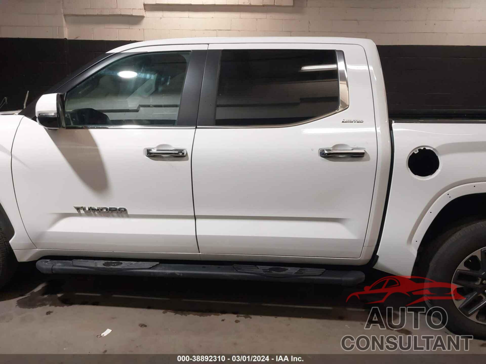 TOYOTA TUNDRA 2024 - 5TFJA5DB9RX140949