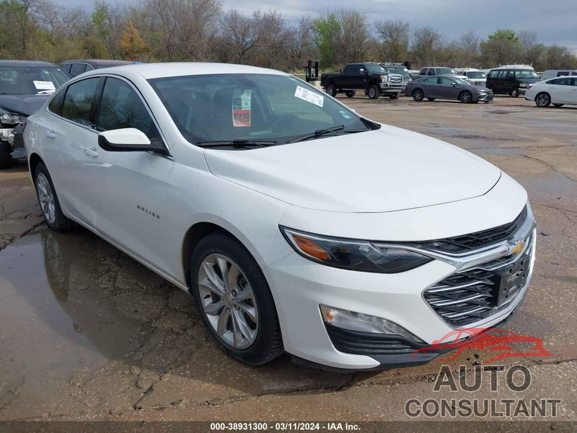 CHEVROLET MALIBU 2021 - 1G1ZD5ST5MF028680