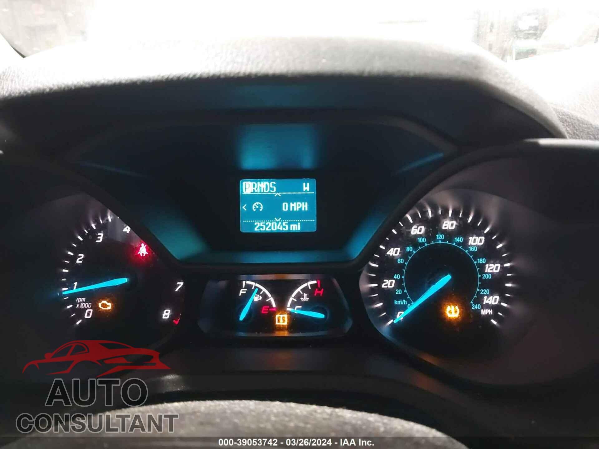 FORD TRANSIT CONNECT 2017 - NM0LS7E78H1335578