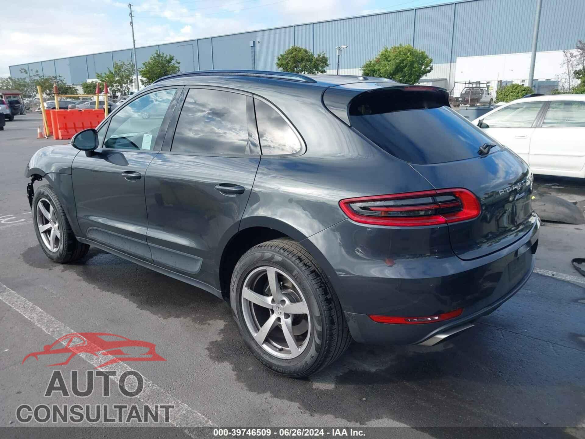 PORSCHE MACAN 2017 - WP1AA2A54HLB03275