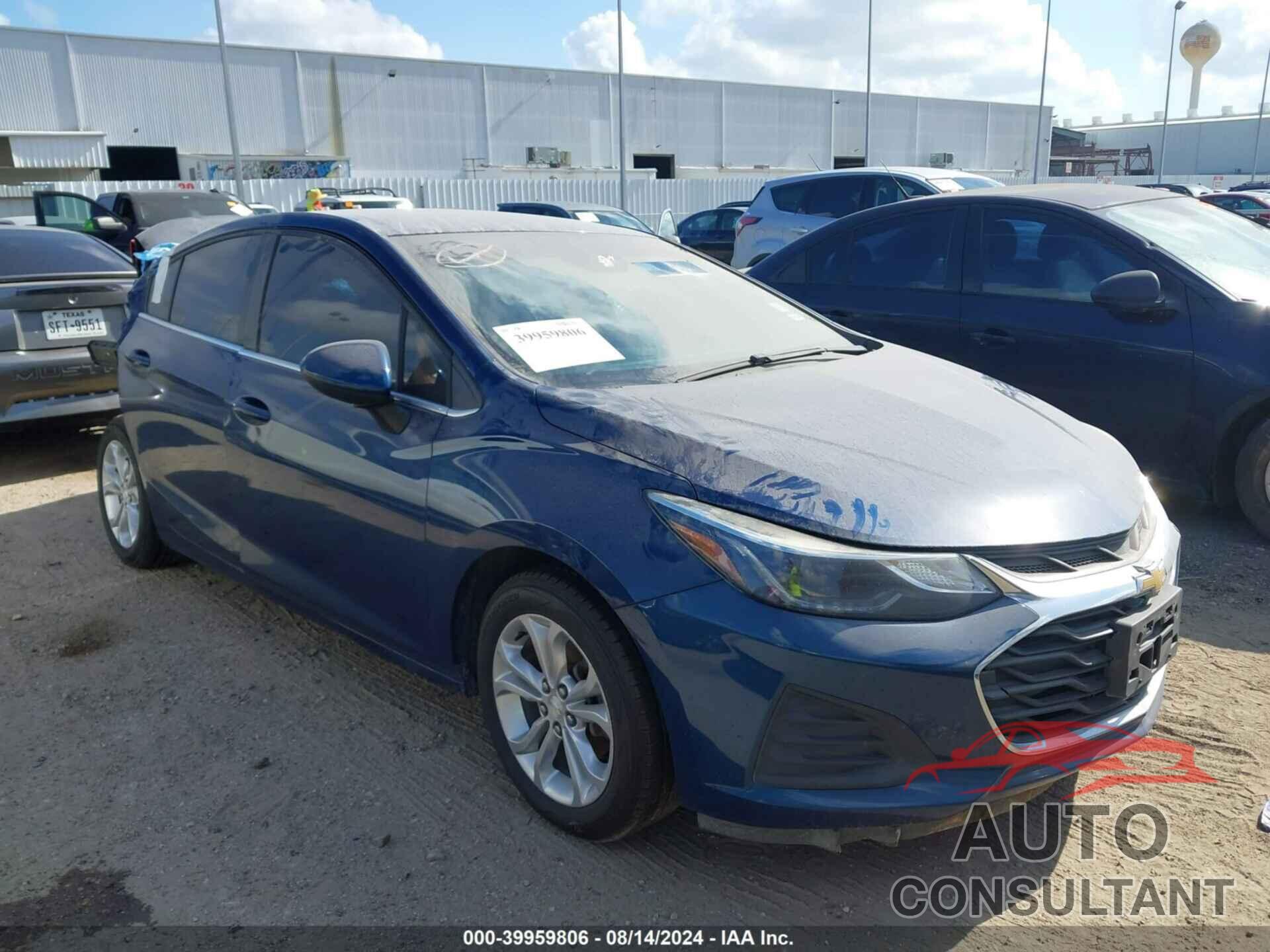 CHEVROLET CRUZE 2019 - 1G1BE5SM1K7125065