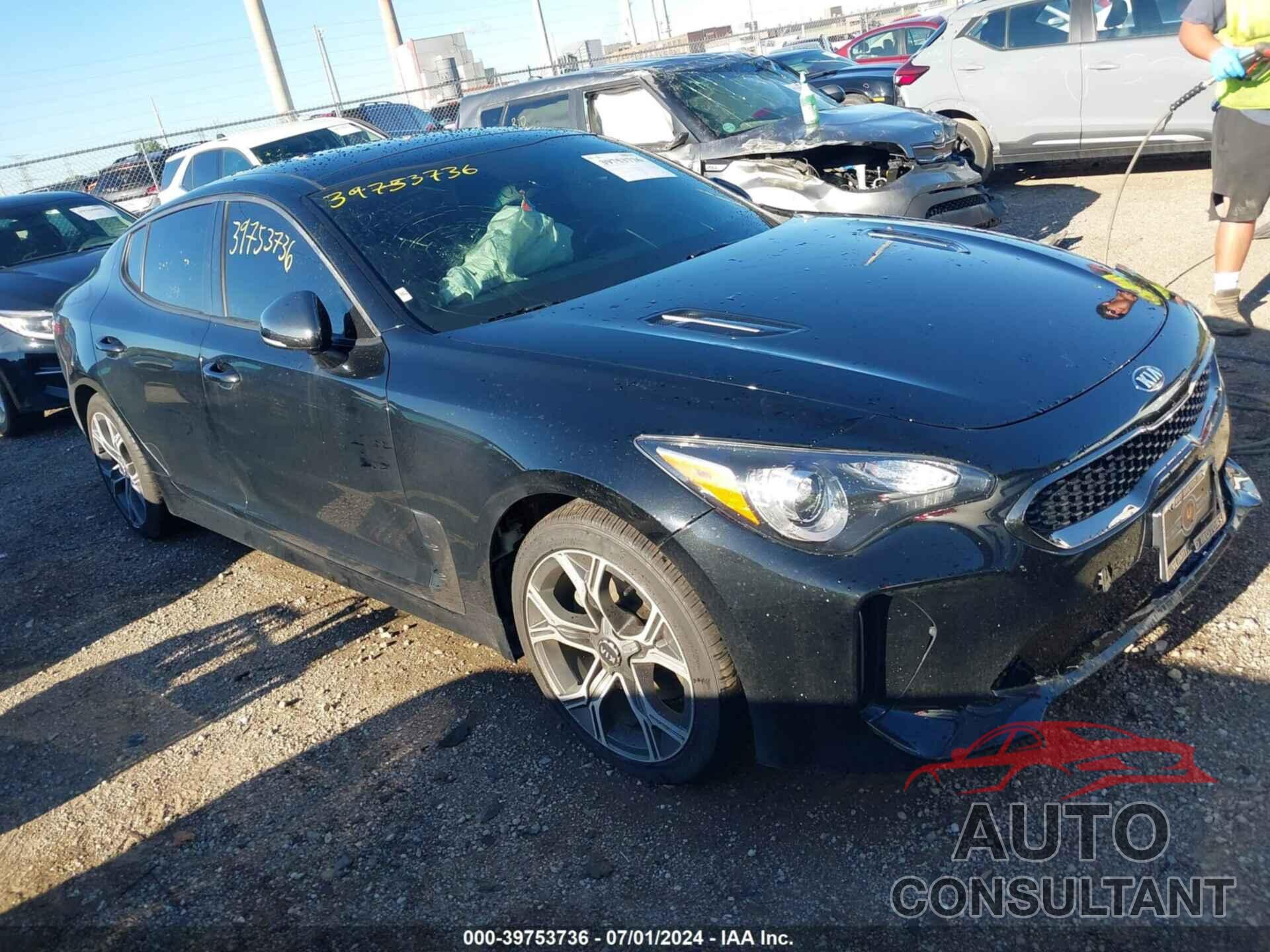 KIA STINGER 2021 - KNAE15LA2M6089784