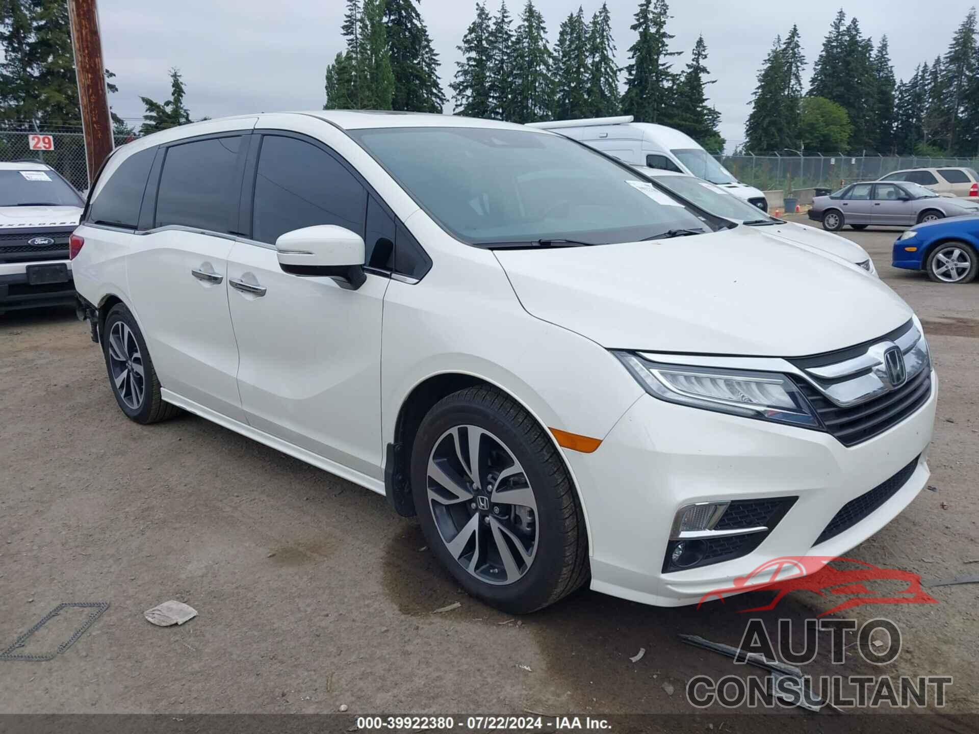 HONDA ODYSSEY 2018 - 5FNRL6H99JB087307