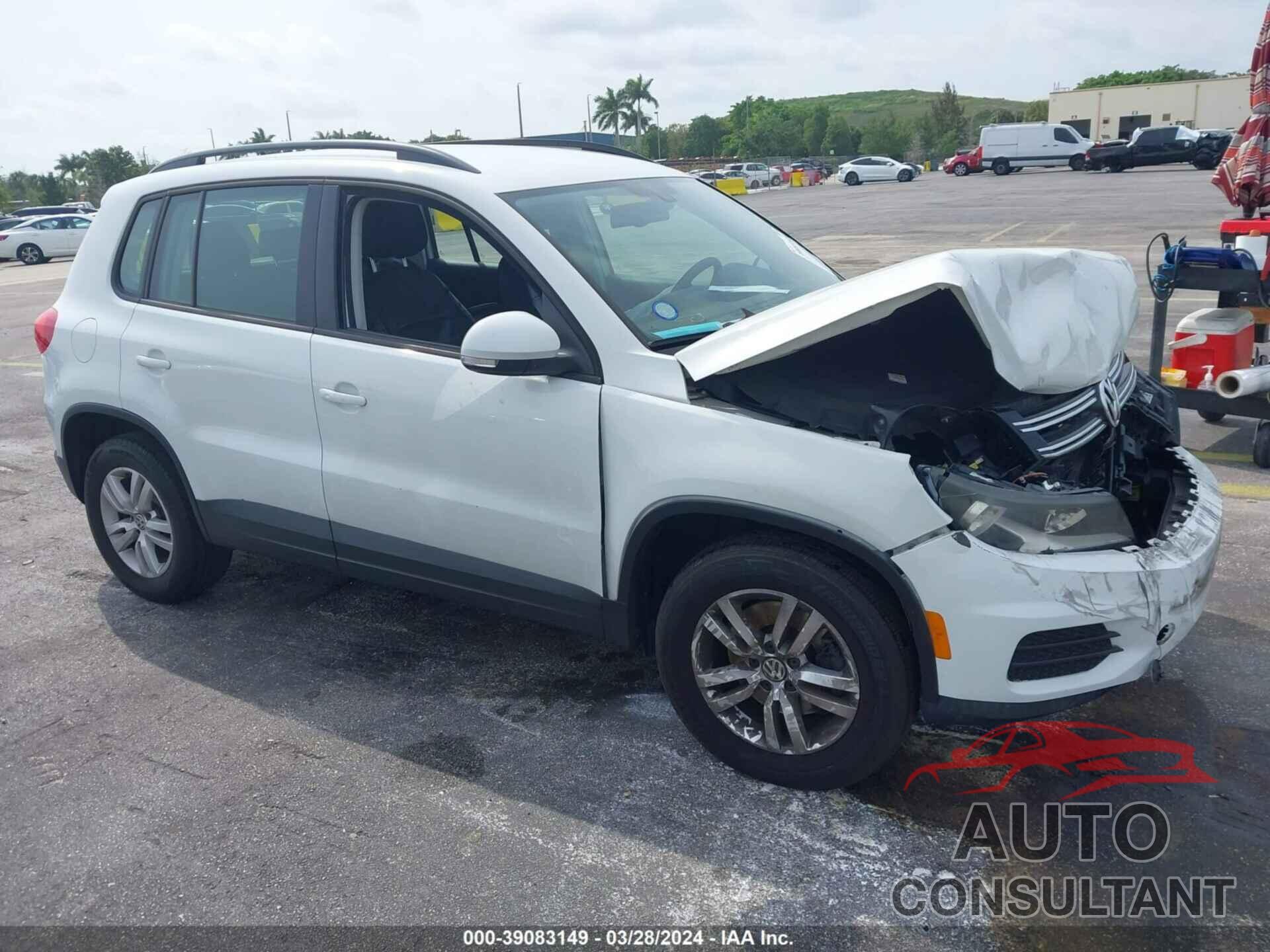 VOLKSWAGEN TIGUAN 2016 - WVGAV7AX7GW584328