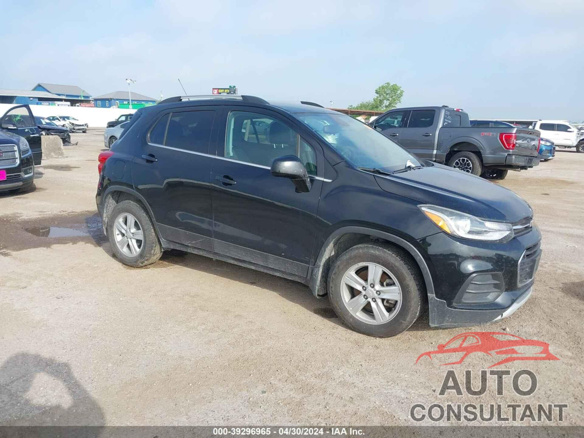 CHEVROLET TRAX 2018 - 3GNCJLSB5JL375615