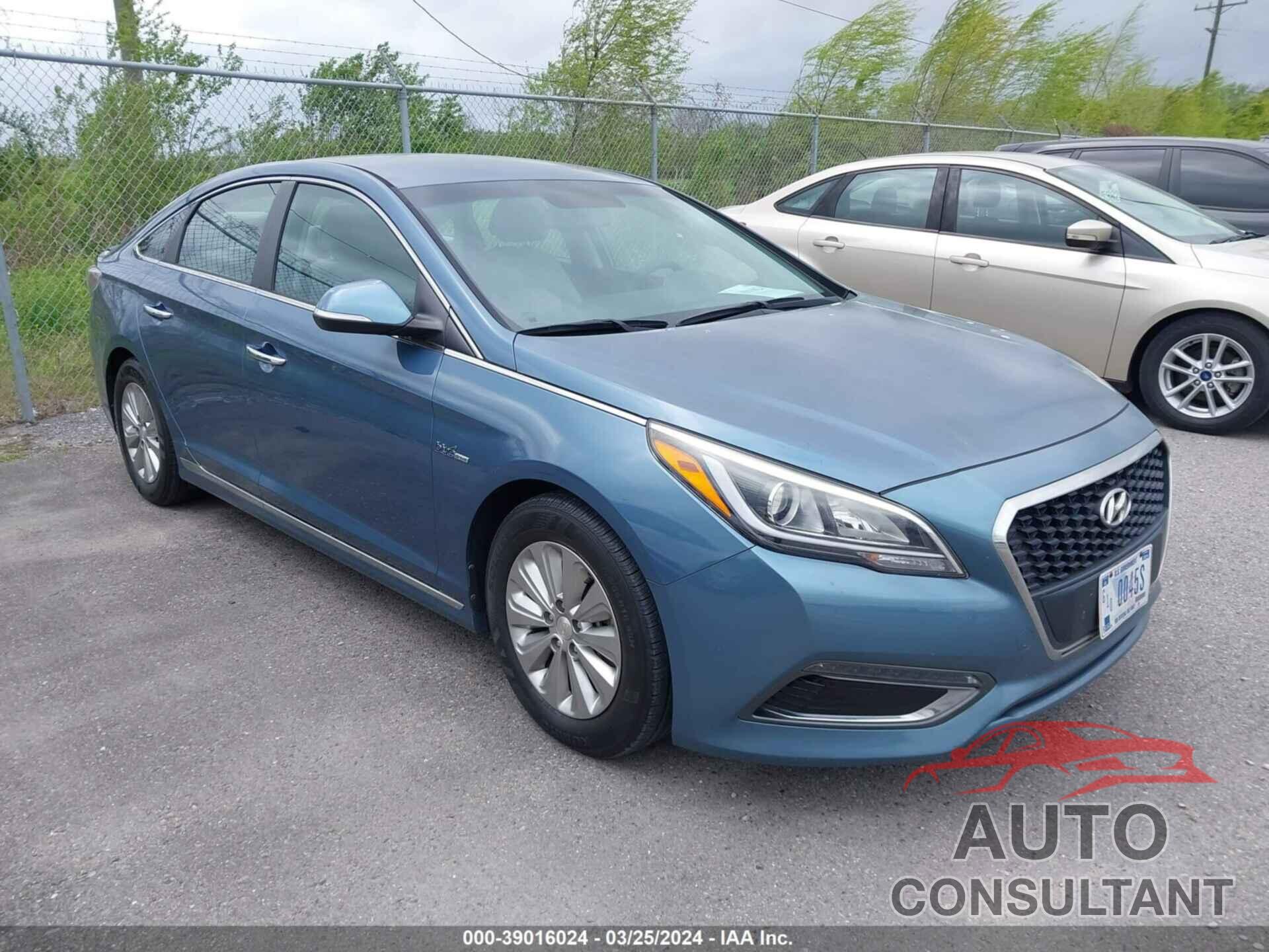 HYUNDAI SONATA 2016 - KMHE24L17GA031662