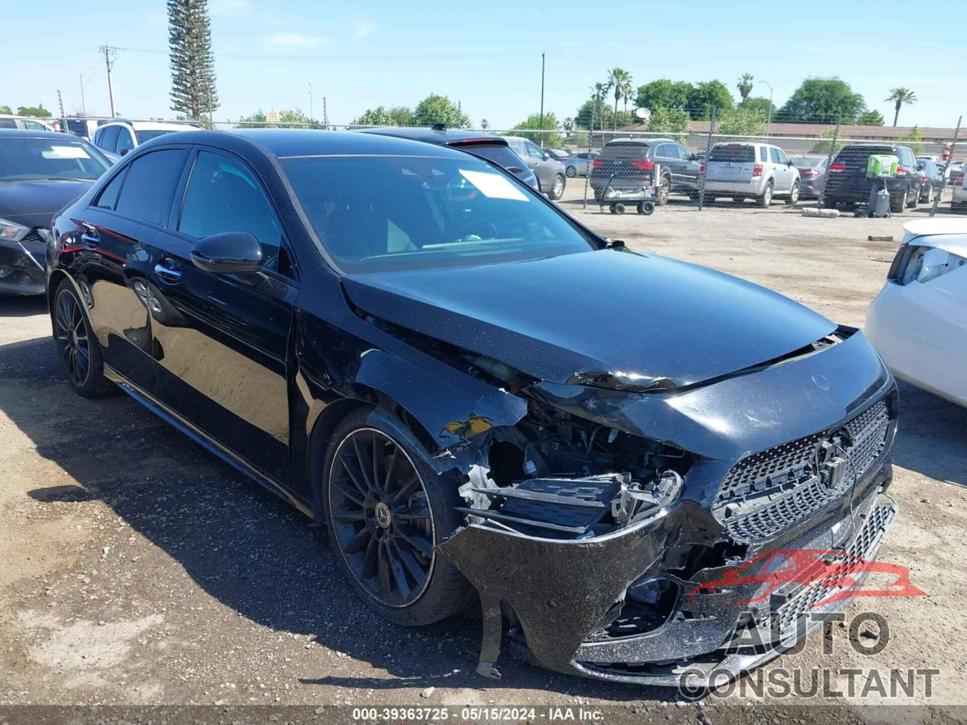 MERCEDES-BENZ A 220 2019 - WDD3G4EB5KW012953