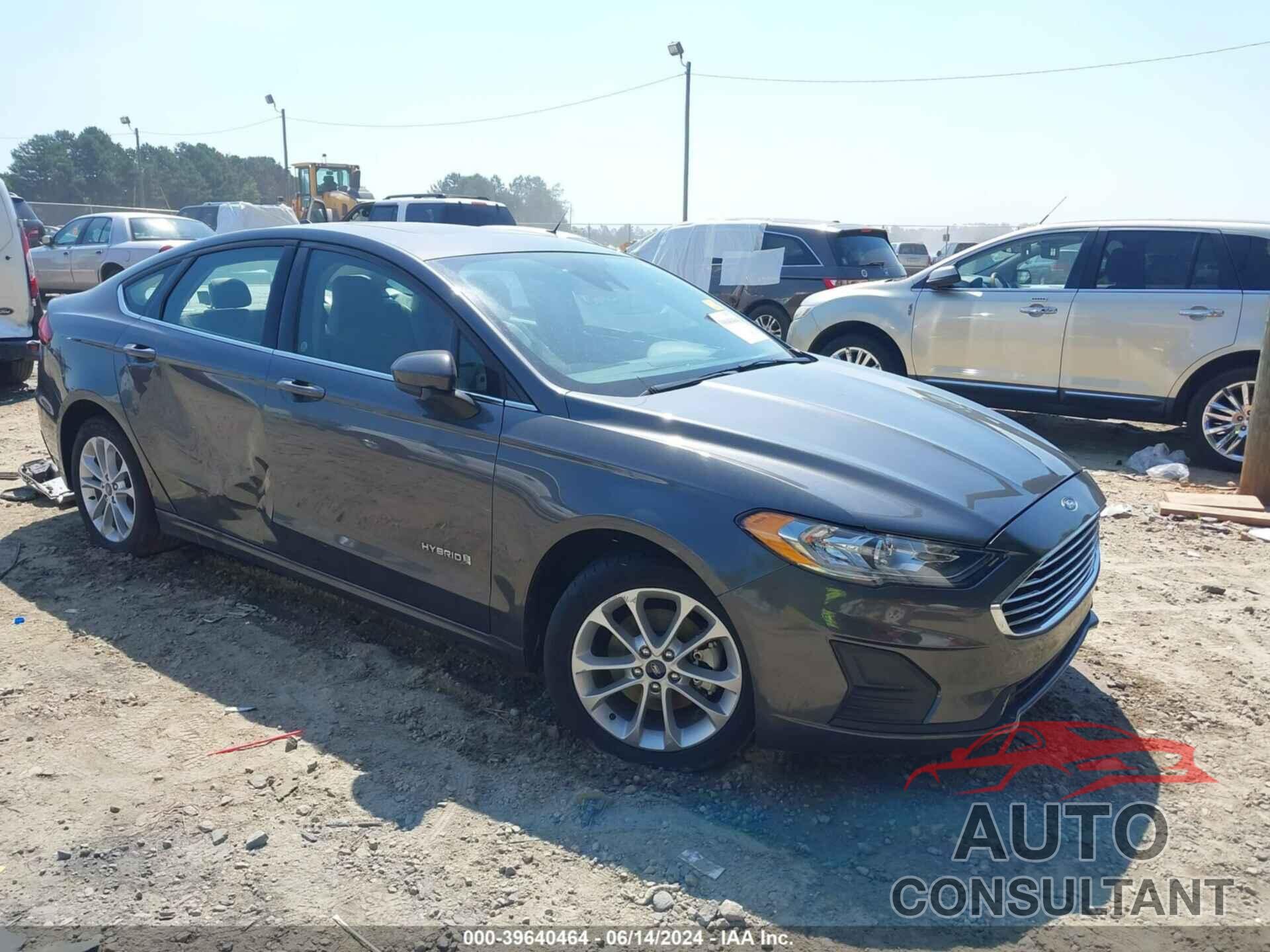 FORD FUSION HYBRID 2019 - 3FA6P0LU8KR285270