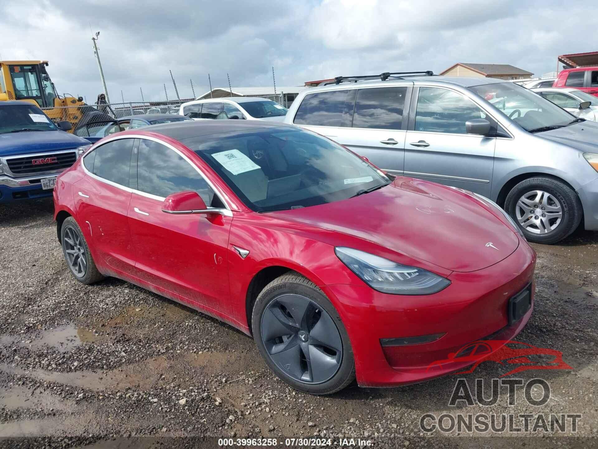 TESLA MODEL 3 2018 - 5YJ3E1EBXJF099718