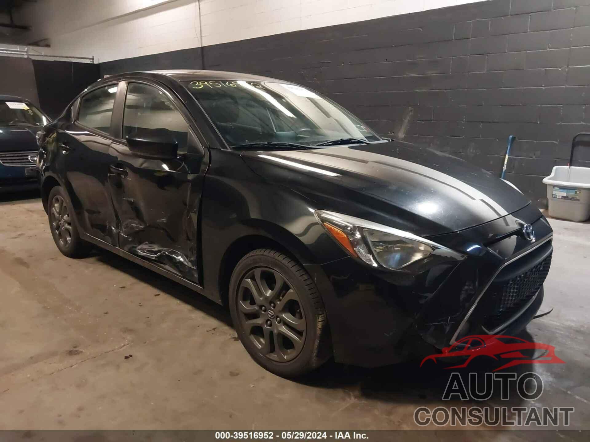 TOYOTA YARIS 2019 - 3MYDLBYV0KY521959