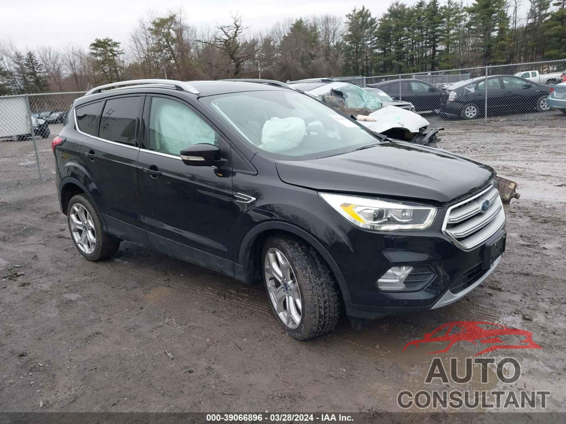 FORD ESCAPE 2019 - 1FMCU9J92KUB18707