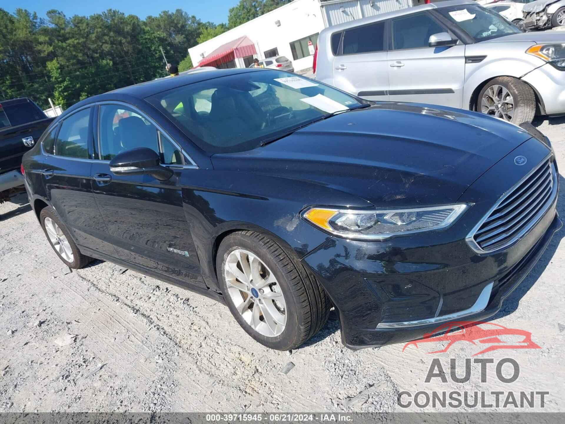 FORD FUSION HYBRID 2019 - 3FA6P0MUXKR118536