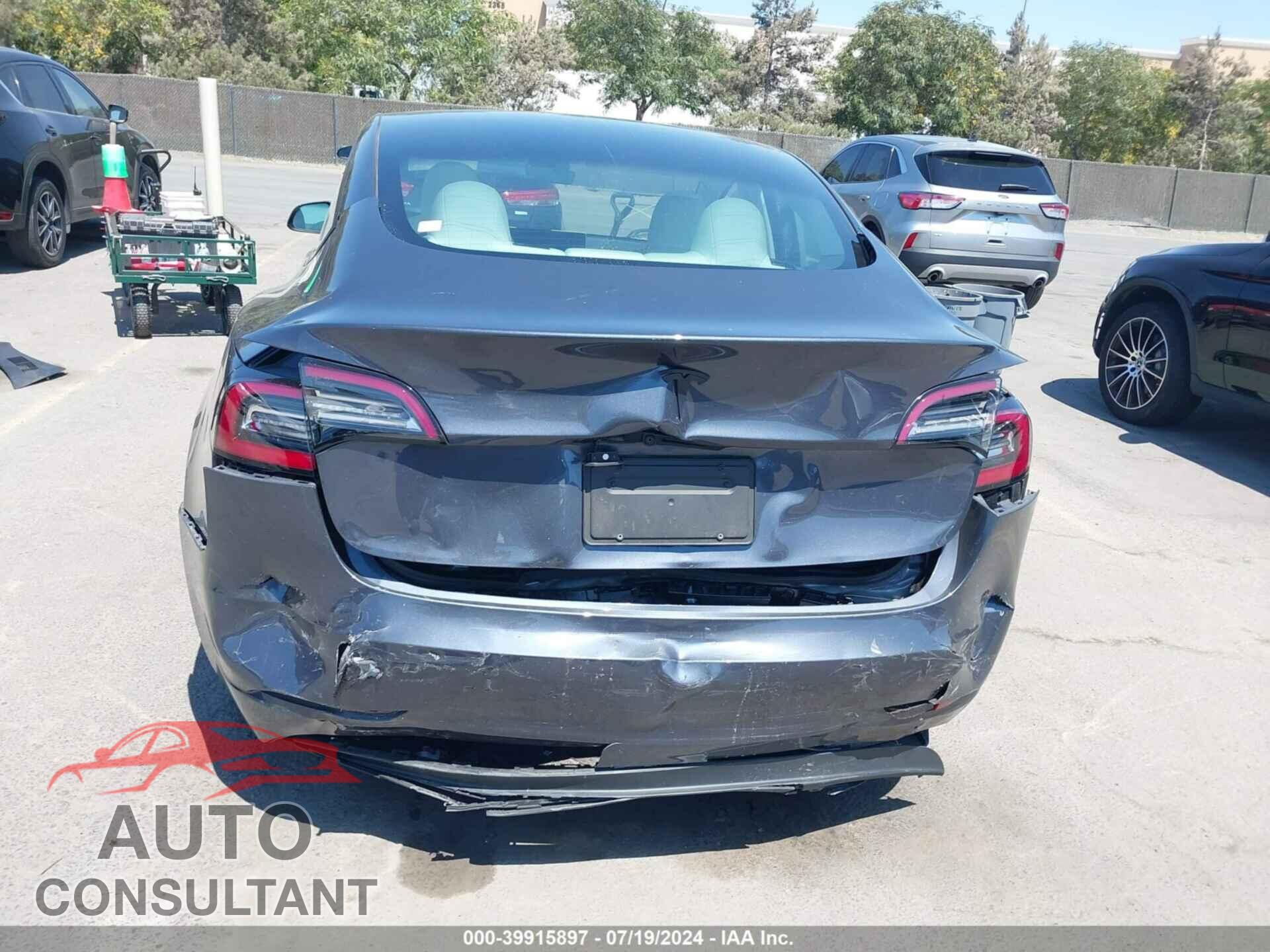 TESLA MODEL 3 2023 - 5YJ3E1EA8PF383736
