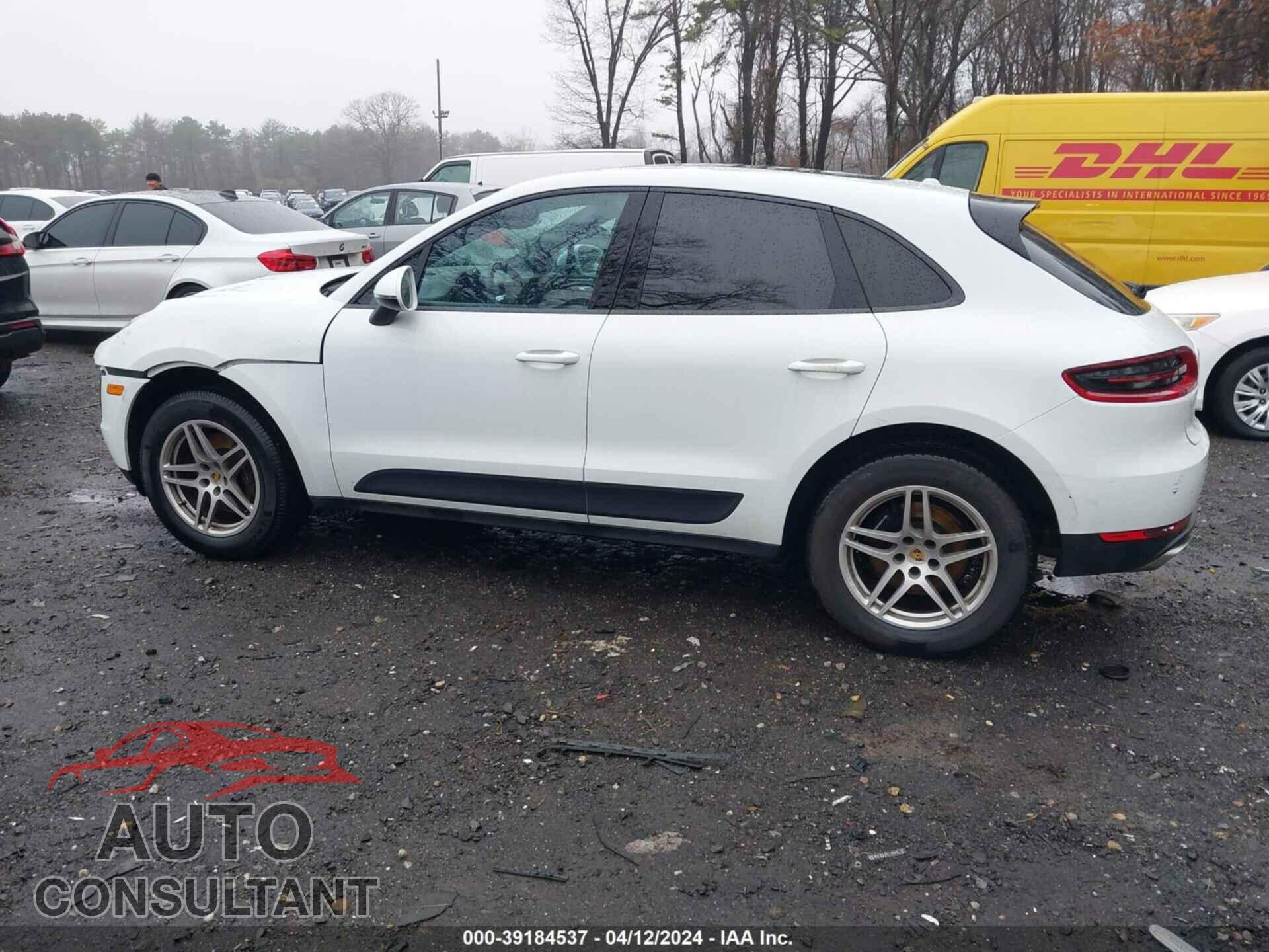 PORSCHE MACAN 2018 - WP1AA2A55JLB01931