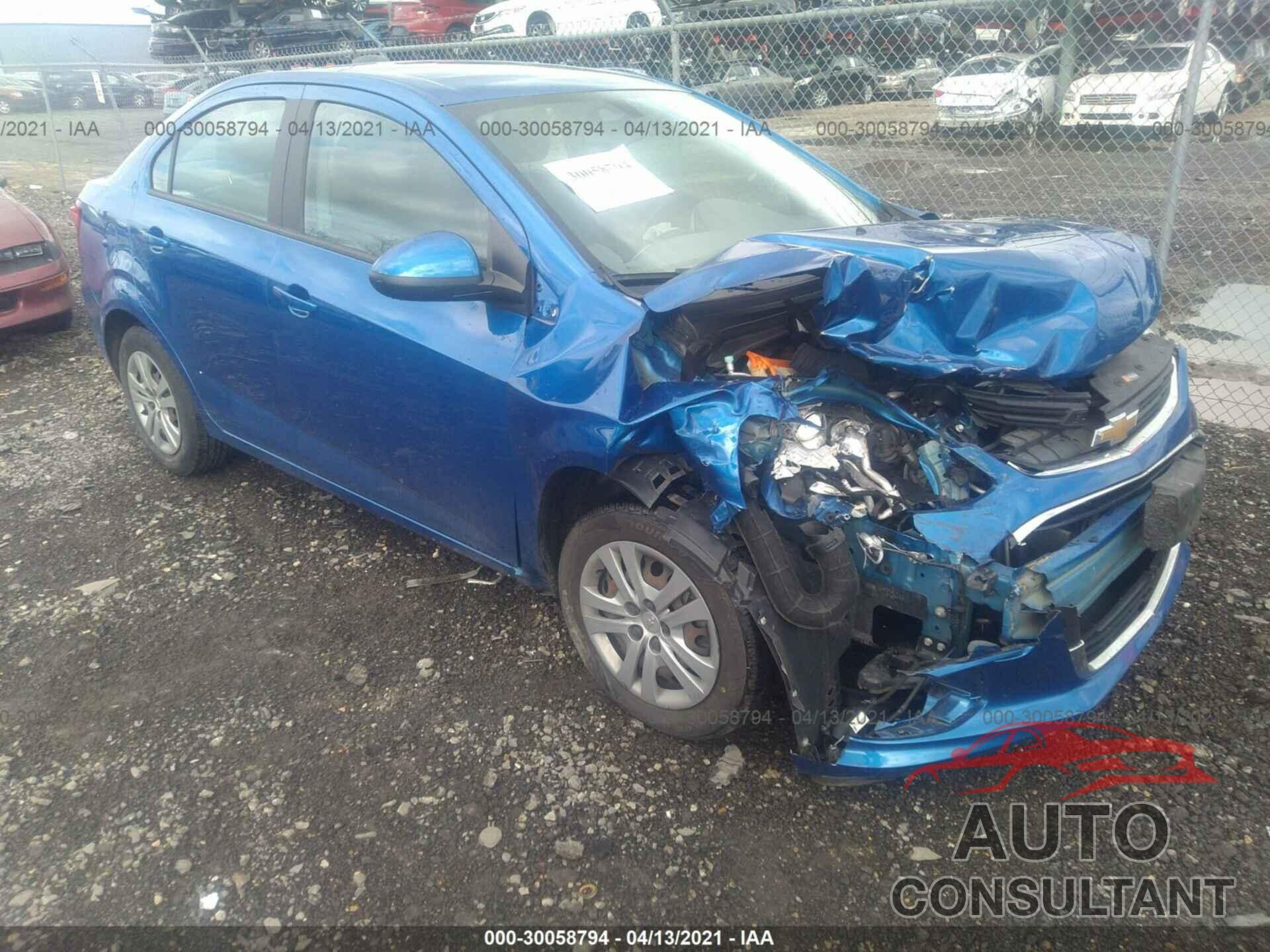 CHEVROLET SONIC 2017 - 1G1JB5SG9H4163362