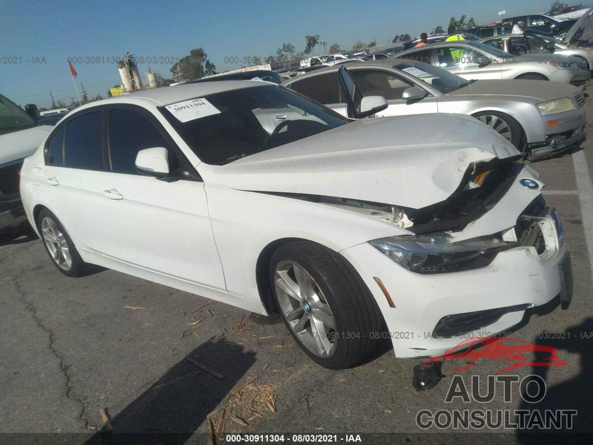 BMW 3 SERIES 2016 - WBA8E1G56GNU11294