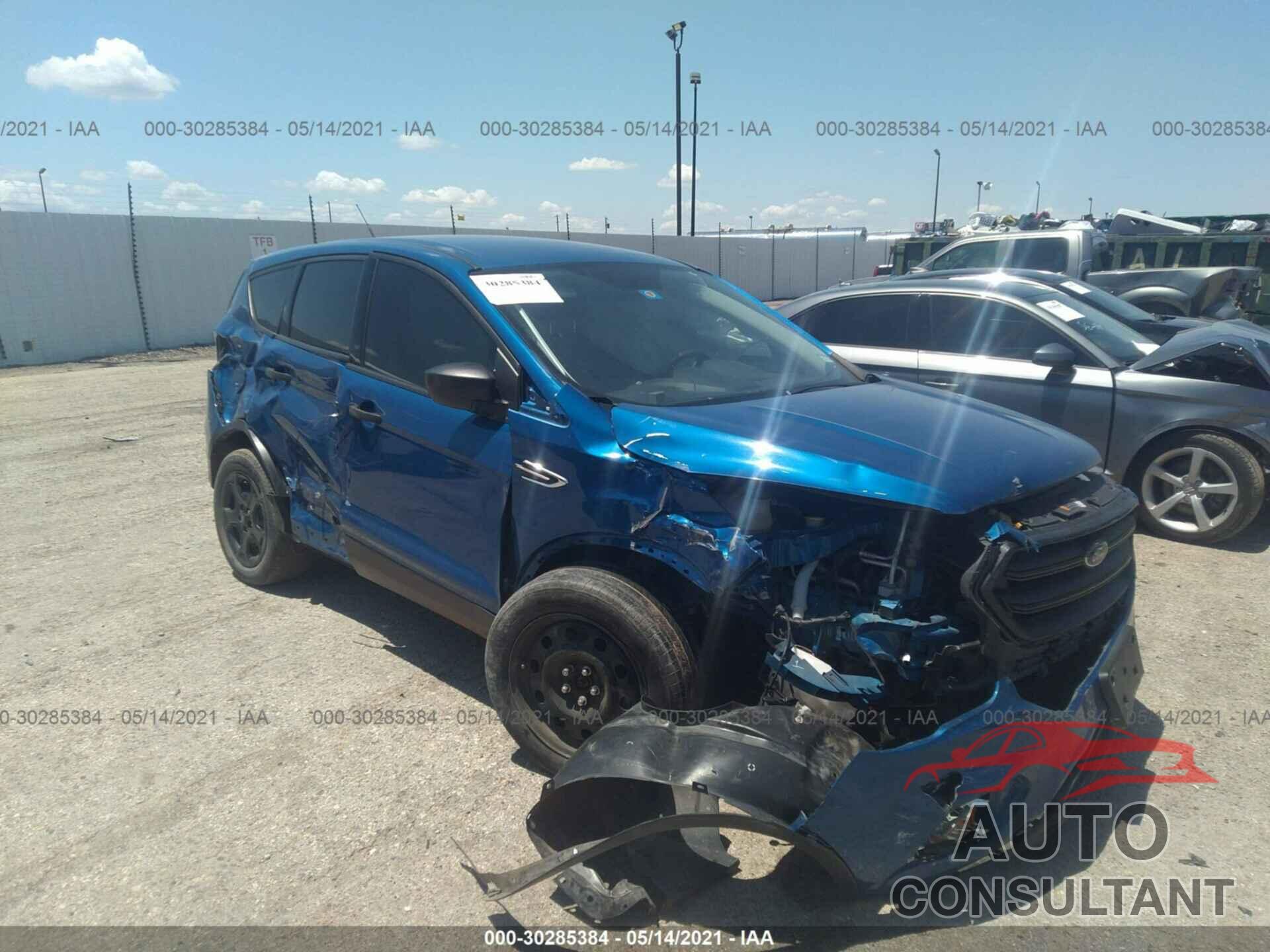 FORD ESCAPE 2017 - 1FMCU0F72HUC48823