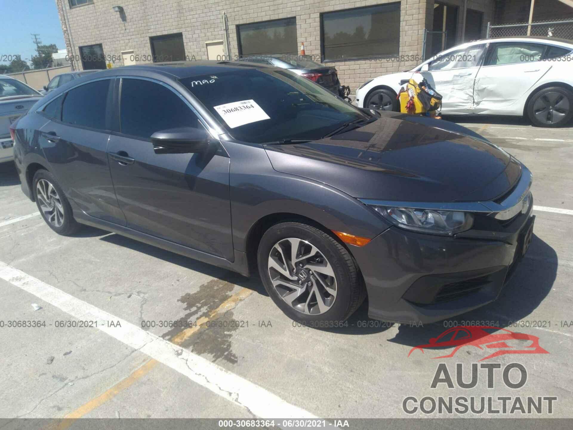 HONDA CIVIC SEDAN 2017 - 19XFC2F79HE222668