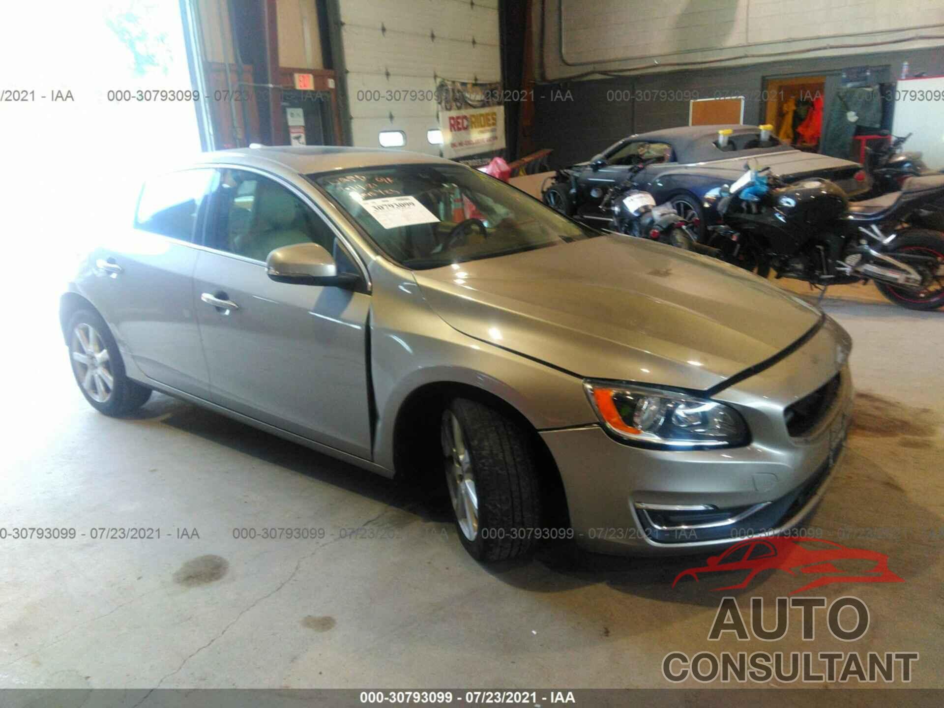 VOLVO S60 2016 - YV126MFK2G2391622