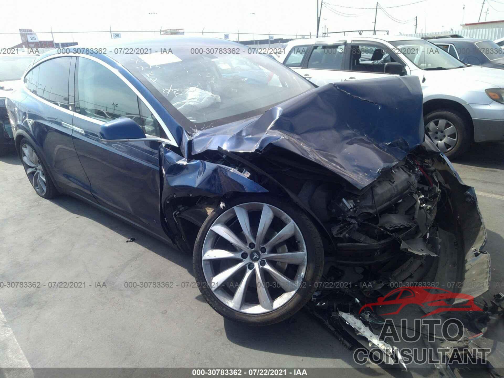 TESLA MODEL X 2016 - 5YJXCBE24GF016760