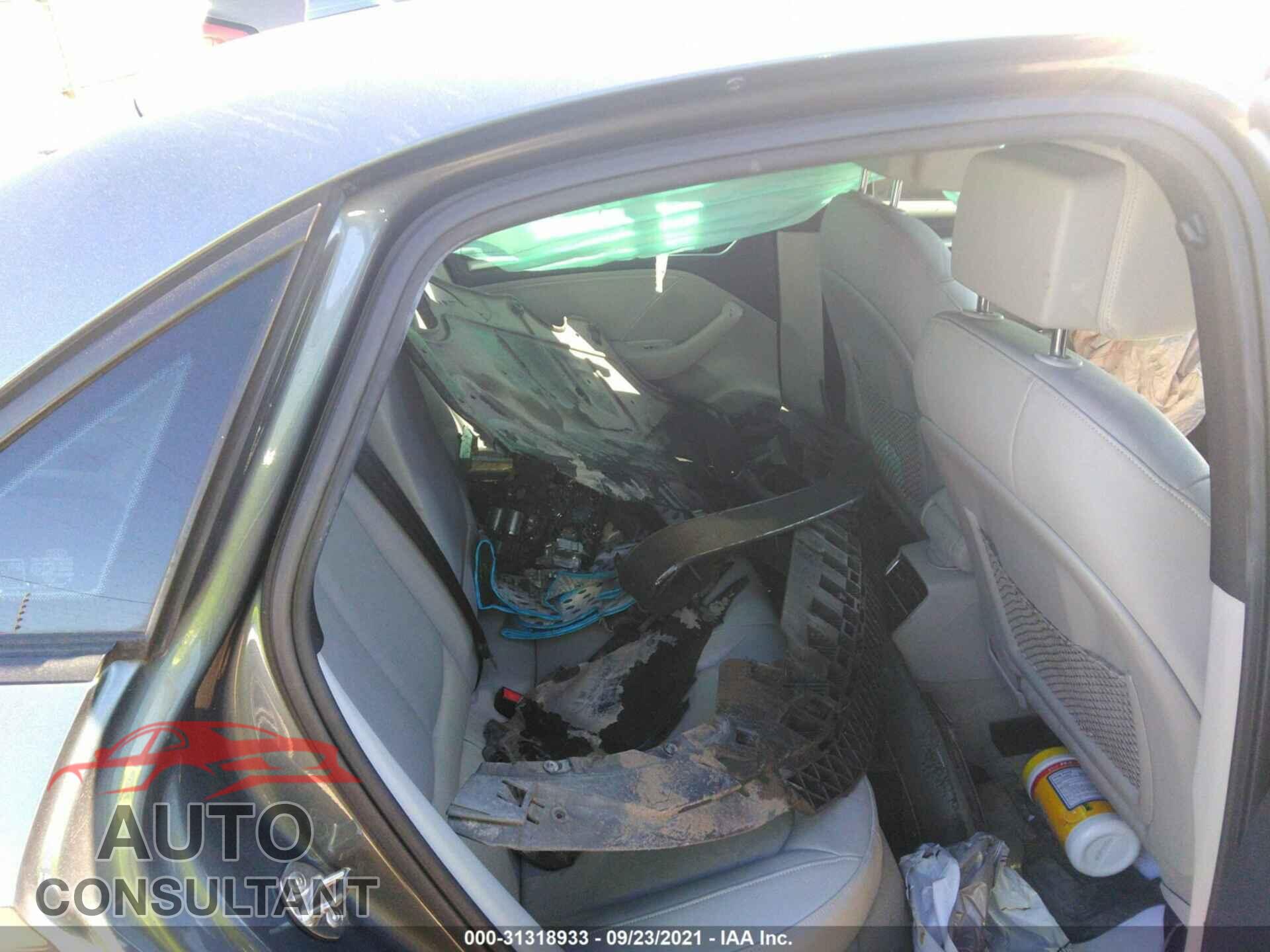 AUDI A3 2016 - WAUA7GFF8G1019515