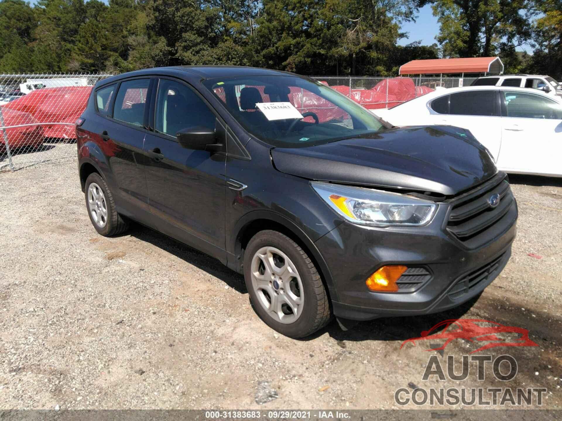 FORD ESCAPE 2017 - 1FMCU0F72HUC30936