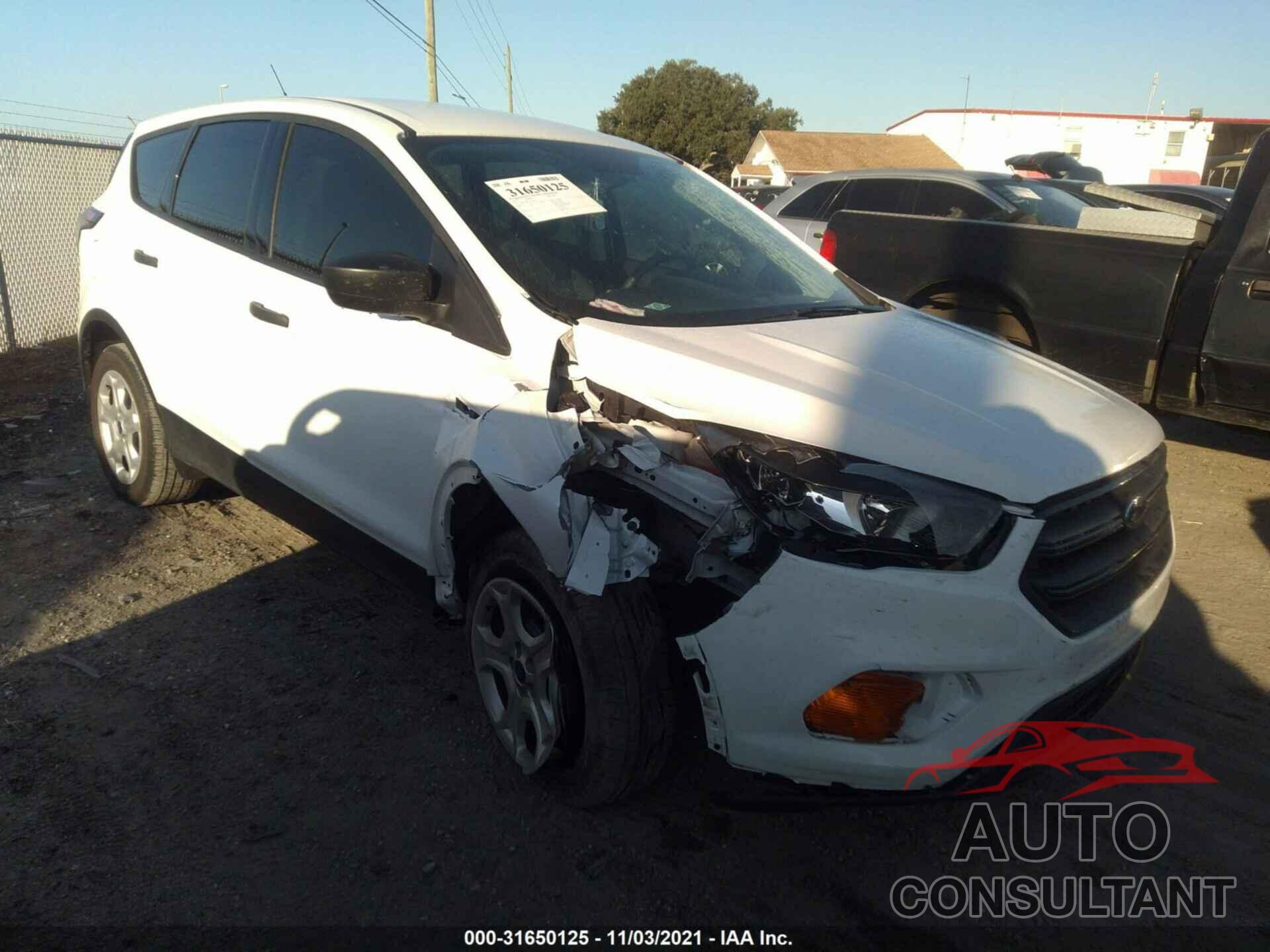 FORD ESCAPE 2018 - 1FMCU0F77JUA25473