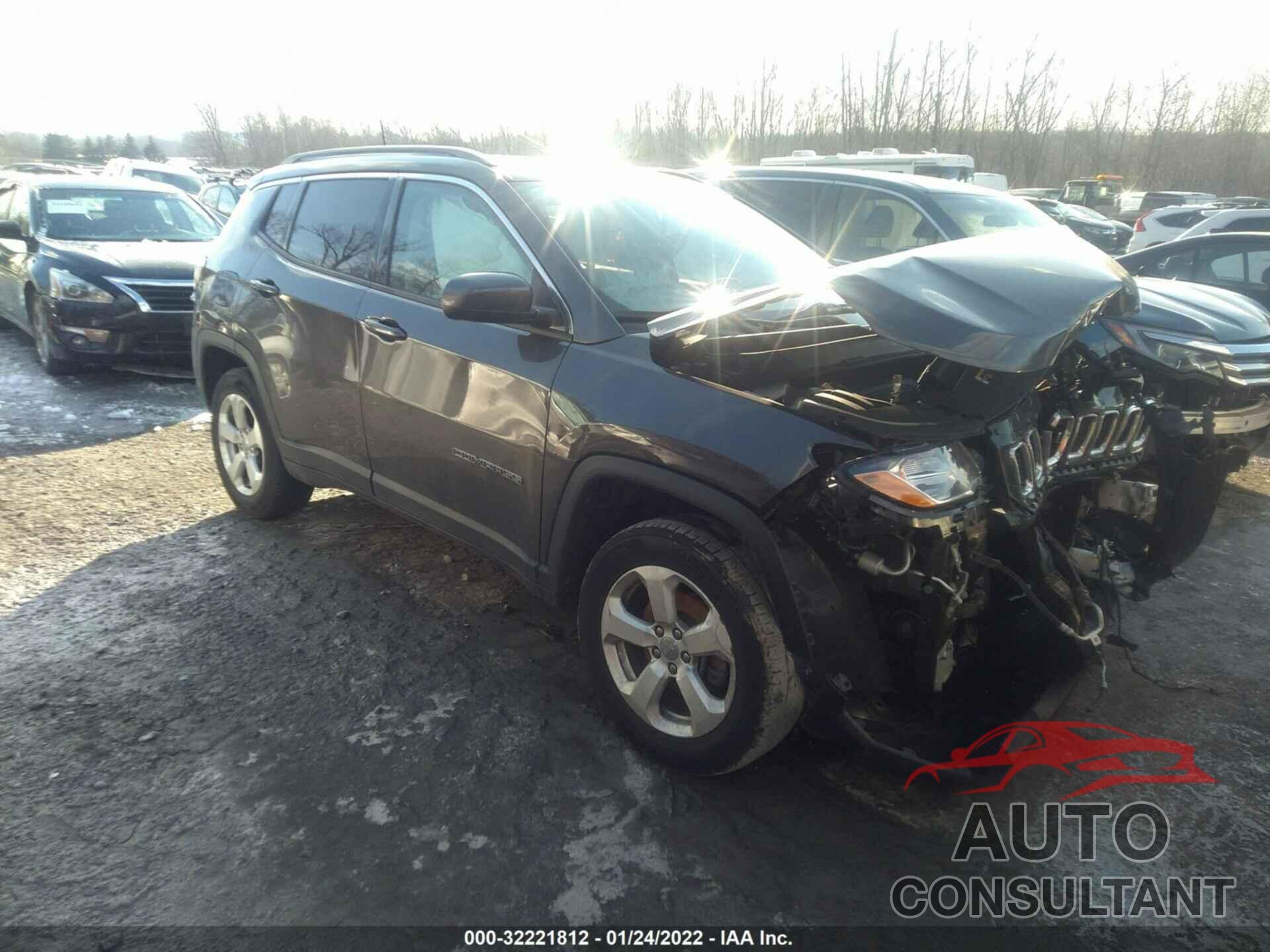 JEEP COMPASS 2018 - 3C4NJDBB2JT284387
