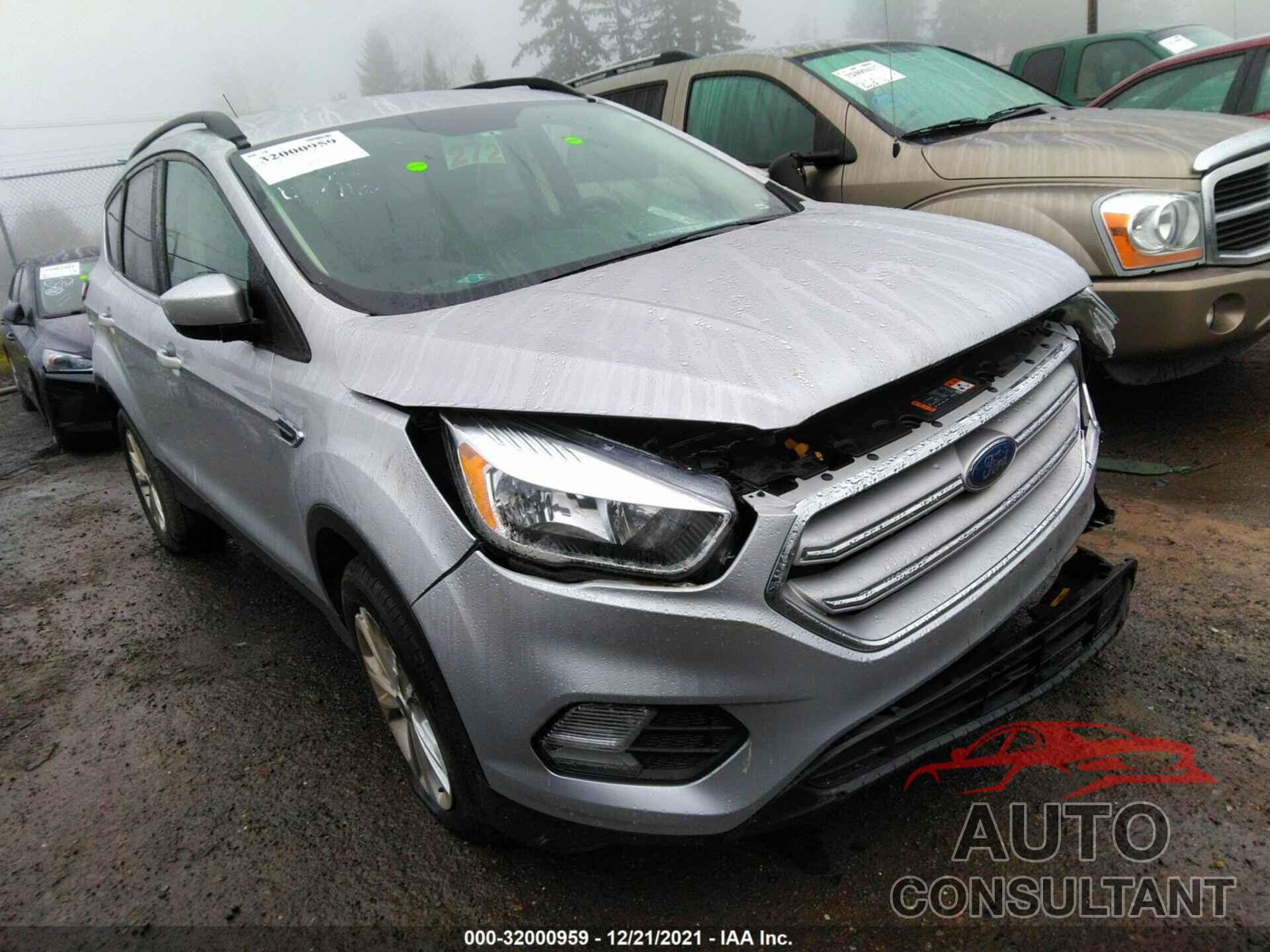 FORD ESCAPE 2018 - 1FMCU0GDXJUD29935