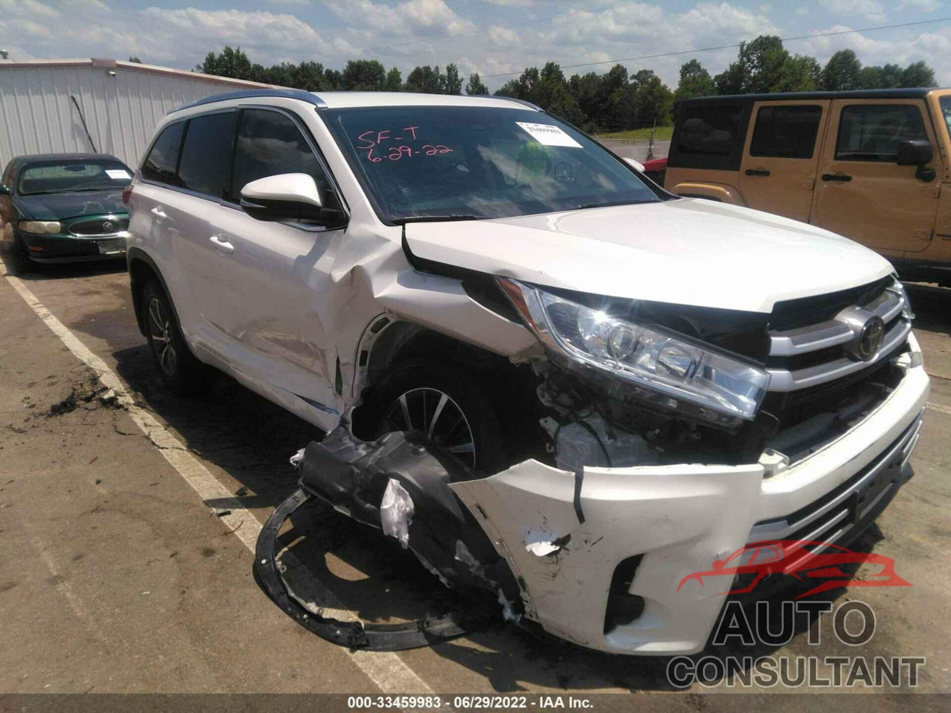 TOYOTA HIGHLANDER 2018 - 5TDKZRFH7JS532005