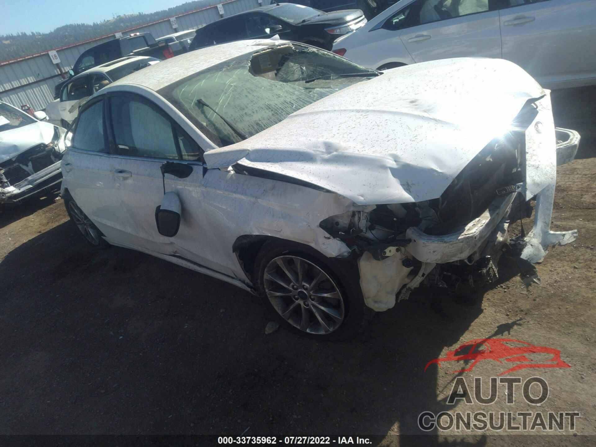FORD FUSION 2017 - 3FA6P0HDXHR123481