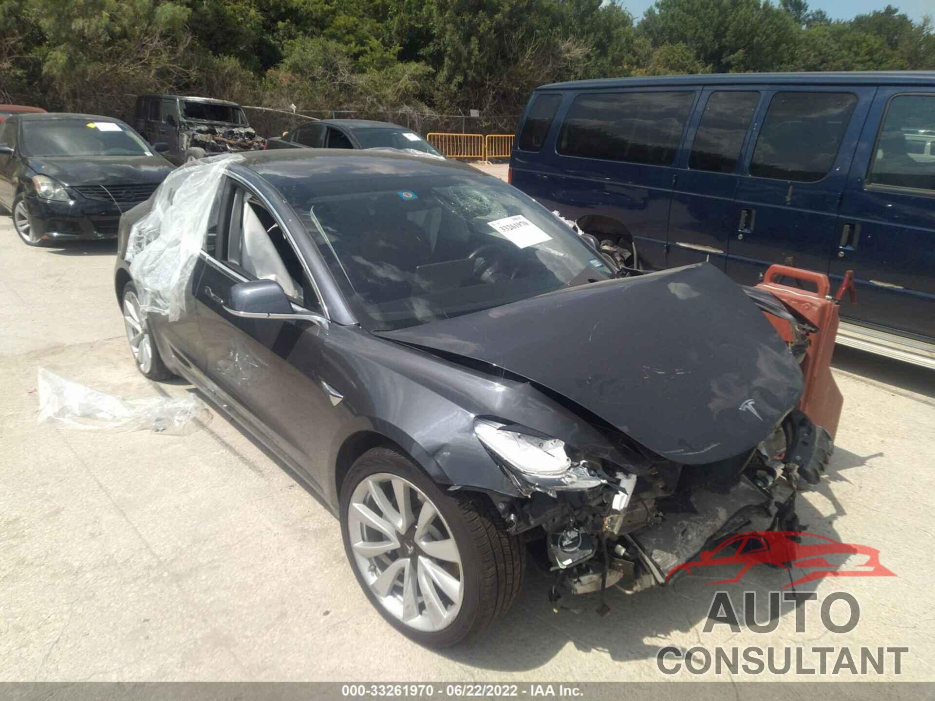 TESLA MODEL 3 2018 - 5YJ3E1EB1JF054828