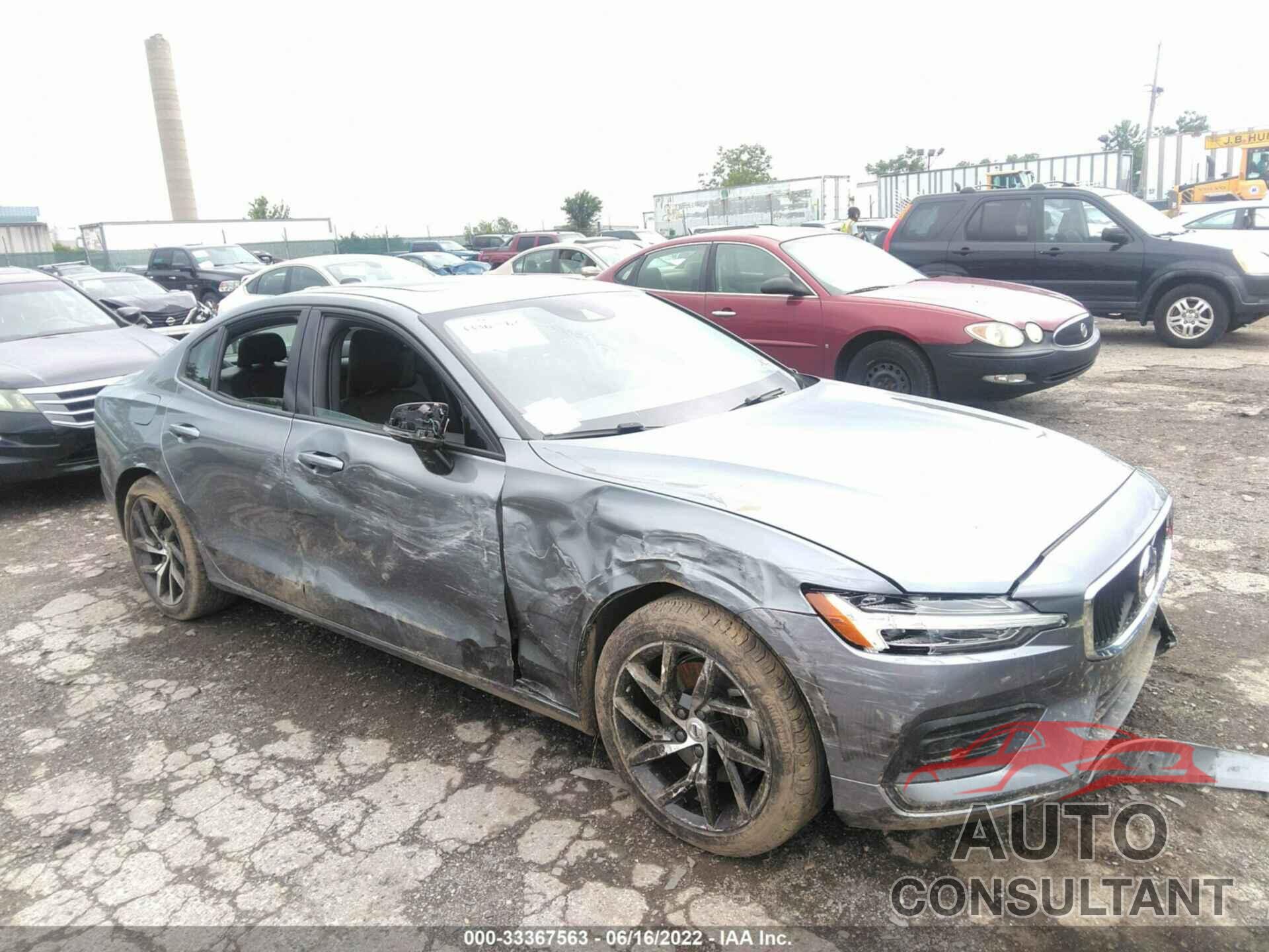 VOLVO S60 2019 - 7JR102FK8KG016483