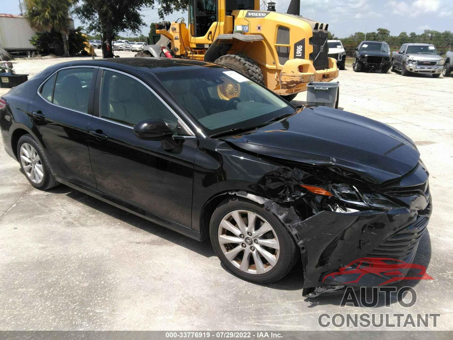 TOYOTA CAMRY 2018 - 4T1B11HKXJU032722