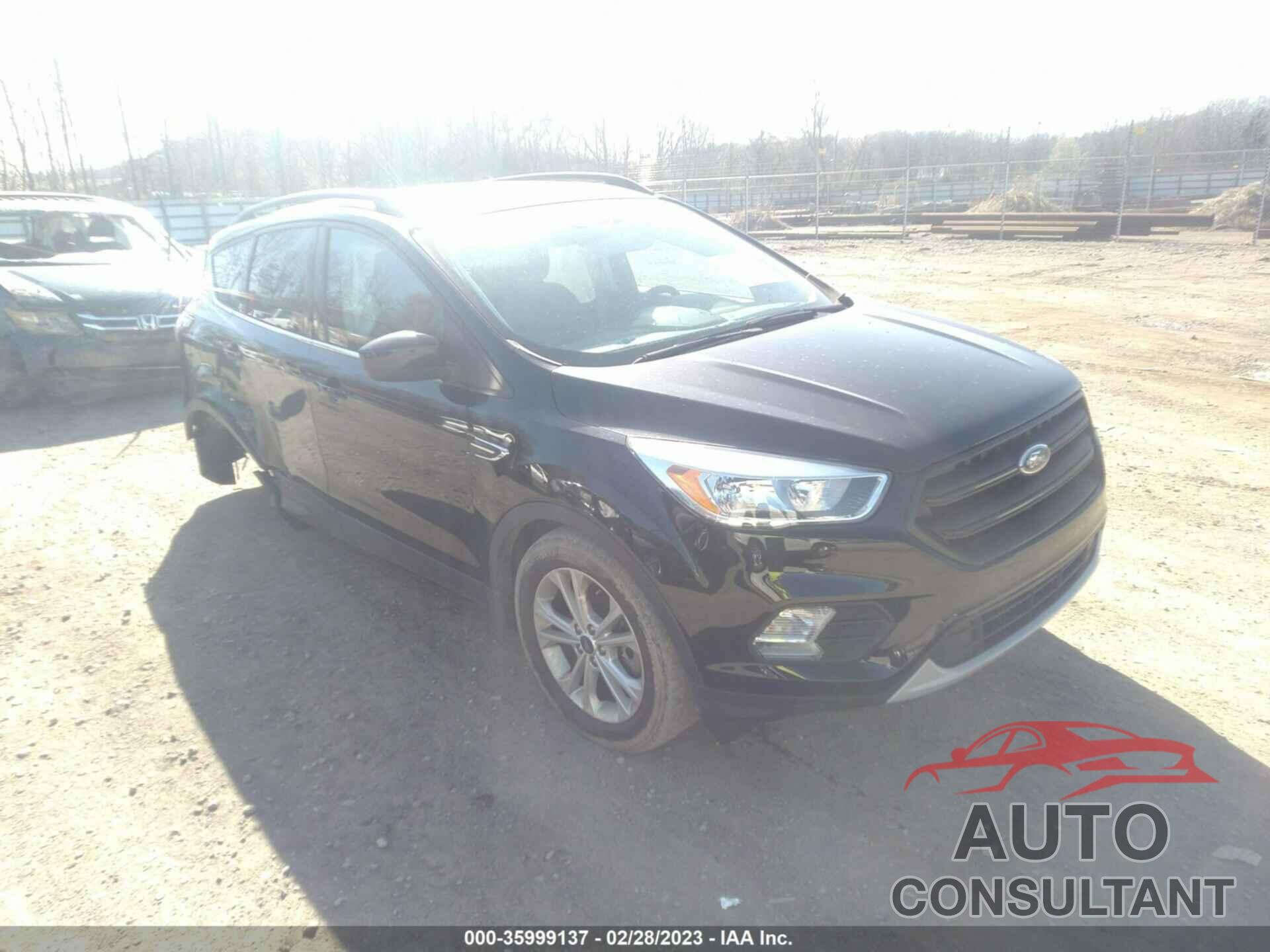 FORD ESCAPE 2018 - 1FMCU9GD1JUA58719