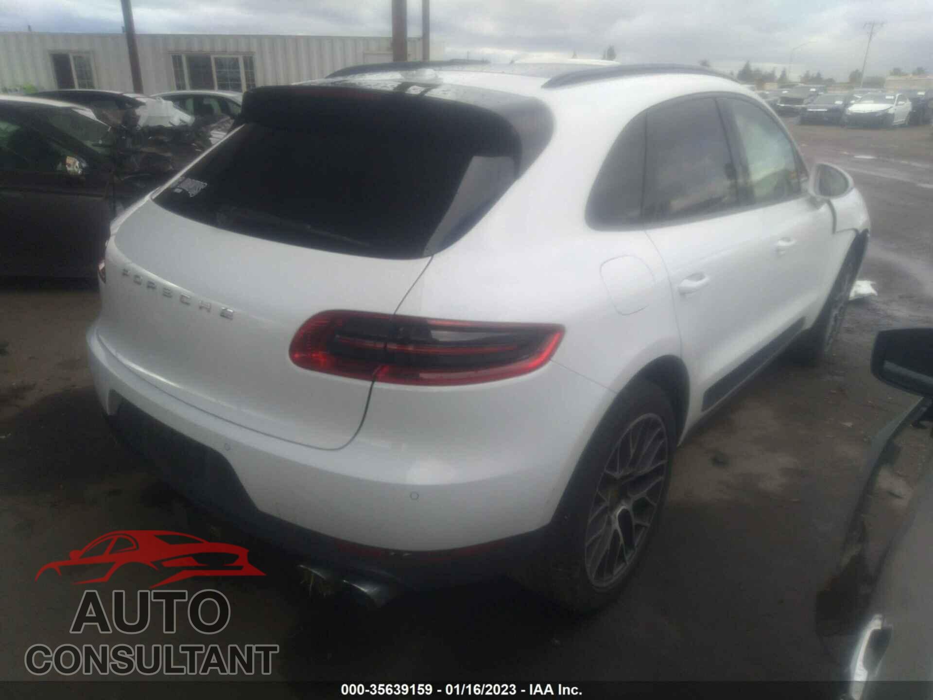 PORSCHE MACAN 2018 - WP1AA2A52JLB05211