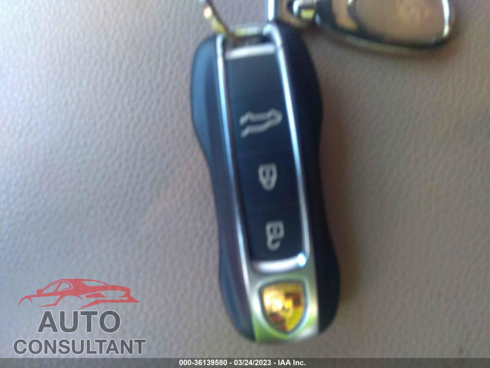 PORSCHE CAYENNE 2019 - WP1AA2AY8KDA17933