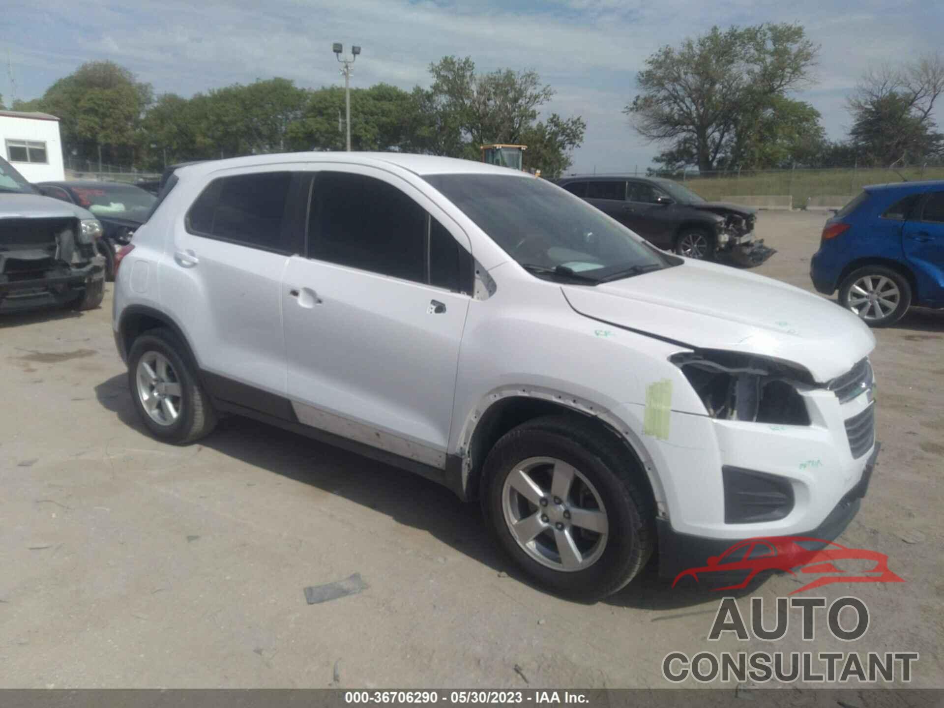 CHEVROLET TRAX 2016 - 3GNCJNSB1GL177540