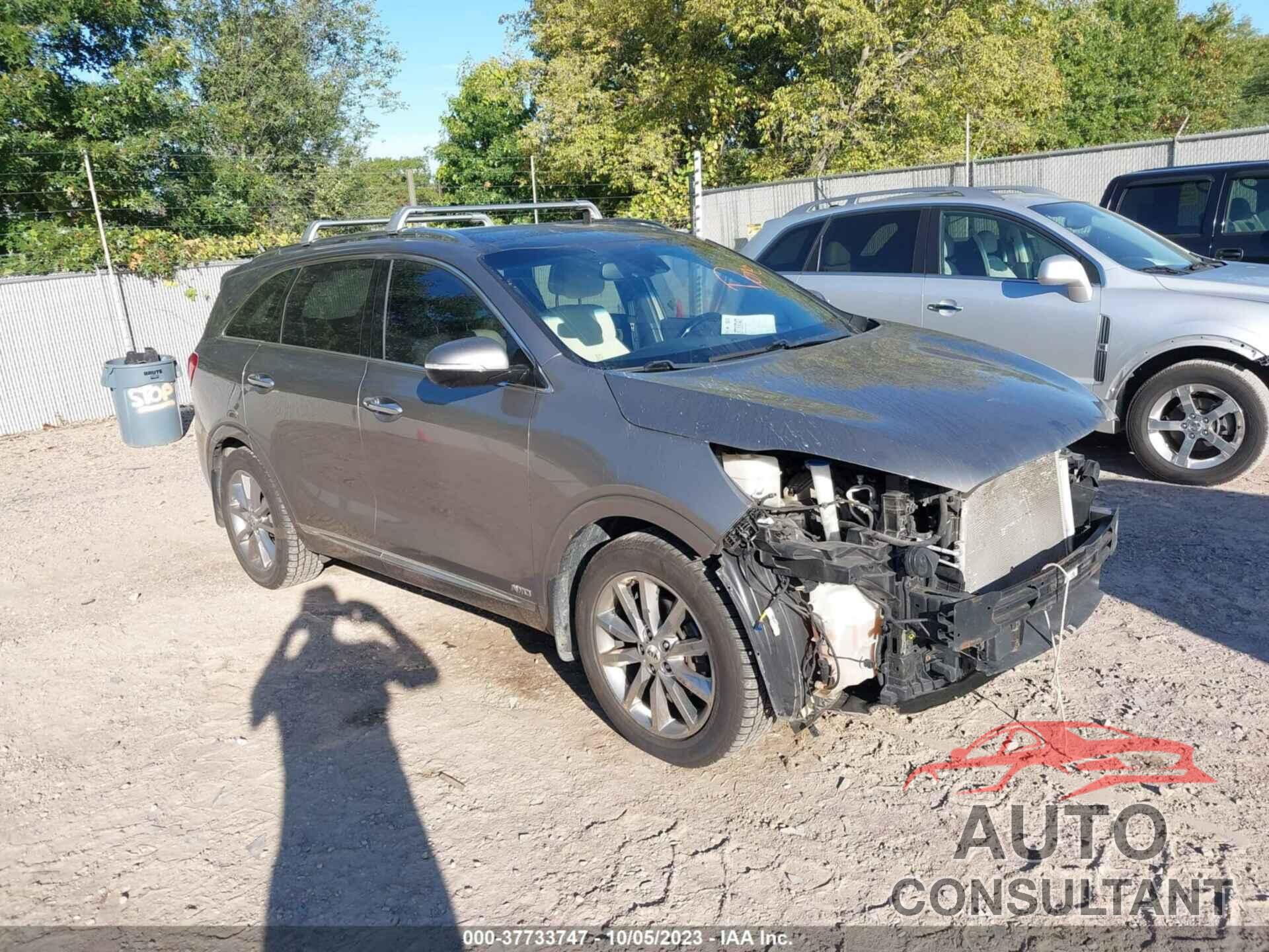 KIA SORENTO 2016 - 5XYPKDA56GG013107