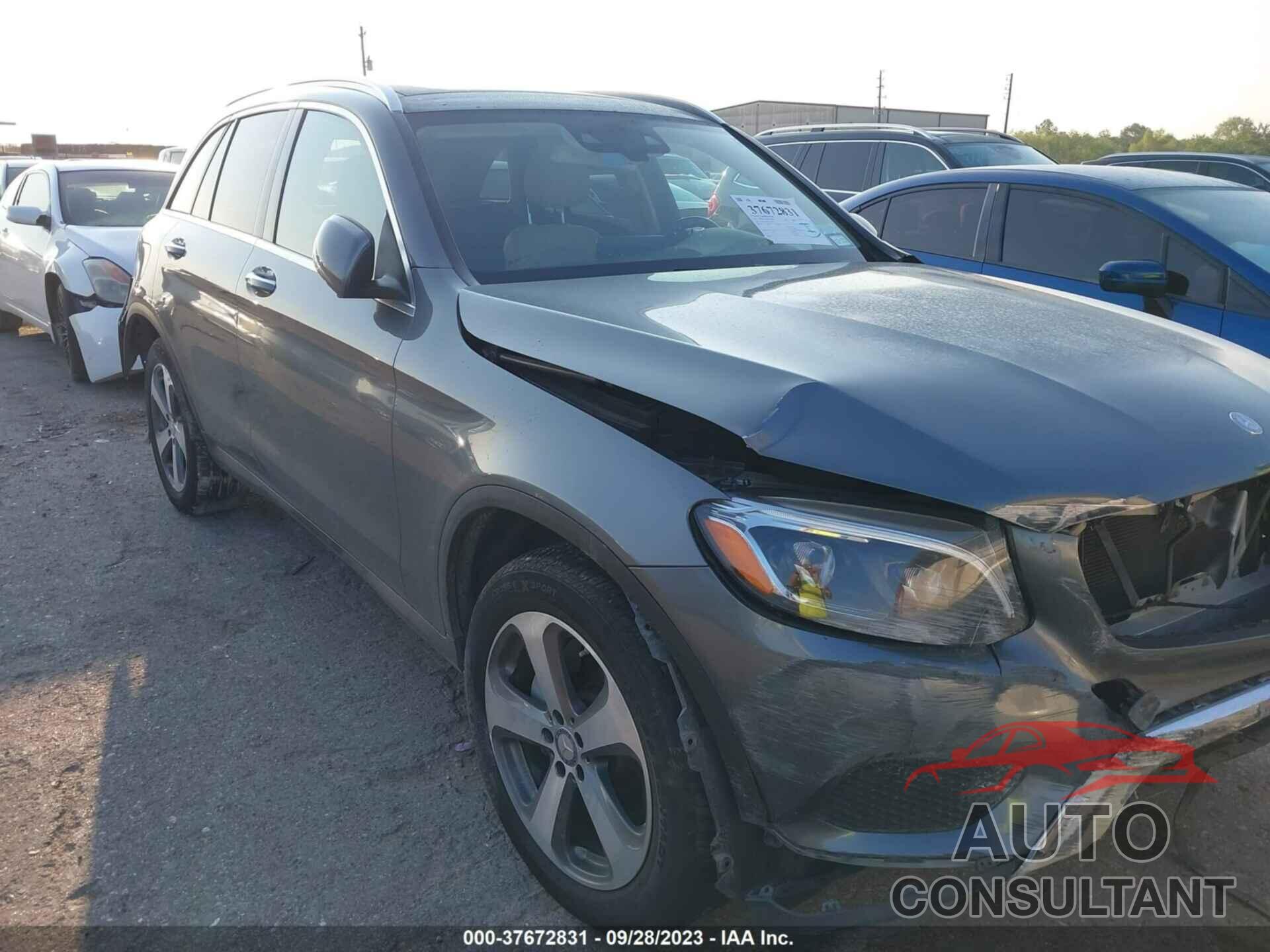 MERCEDES-BENZ GLC 300 2017 - WDC0G4JB3HF195372