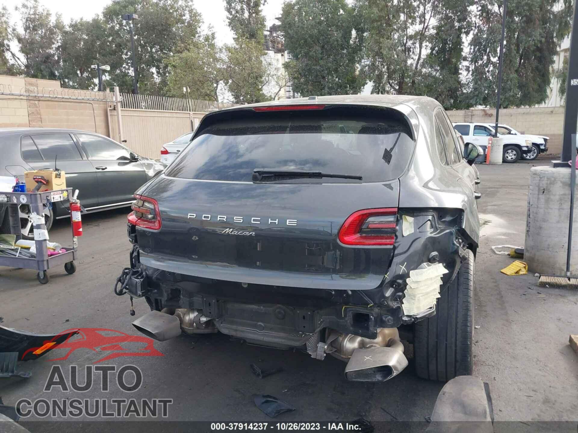 PORSCHE MACAN 2018 - WP1AA2A51JLB00114