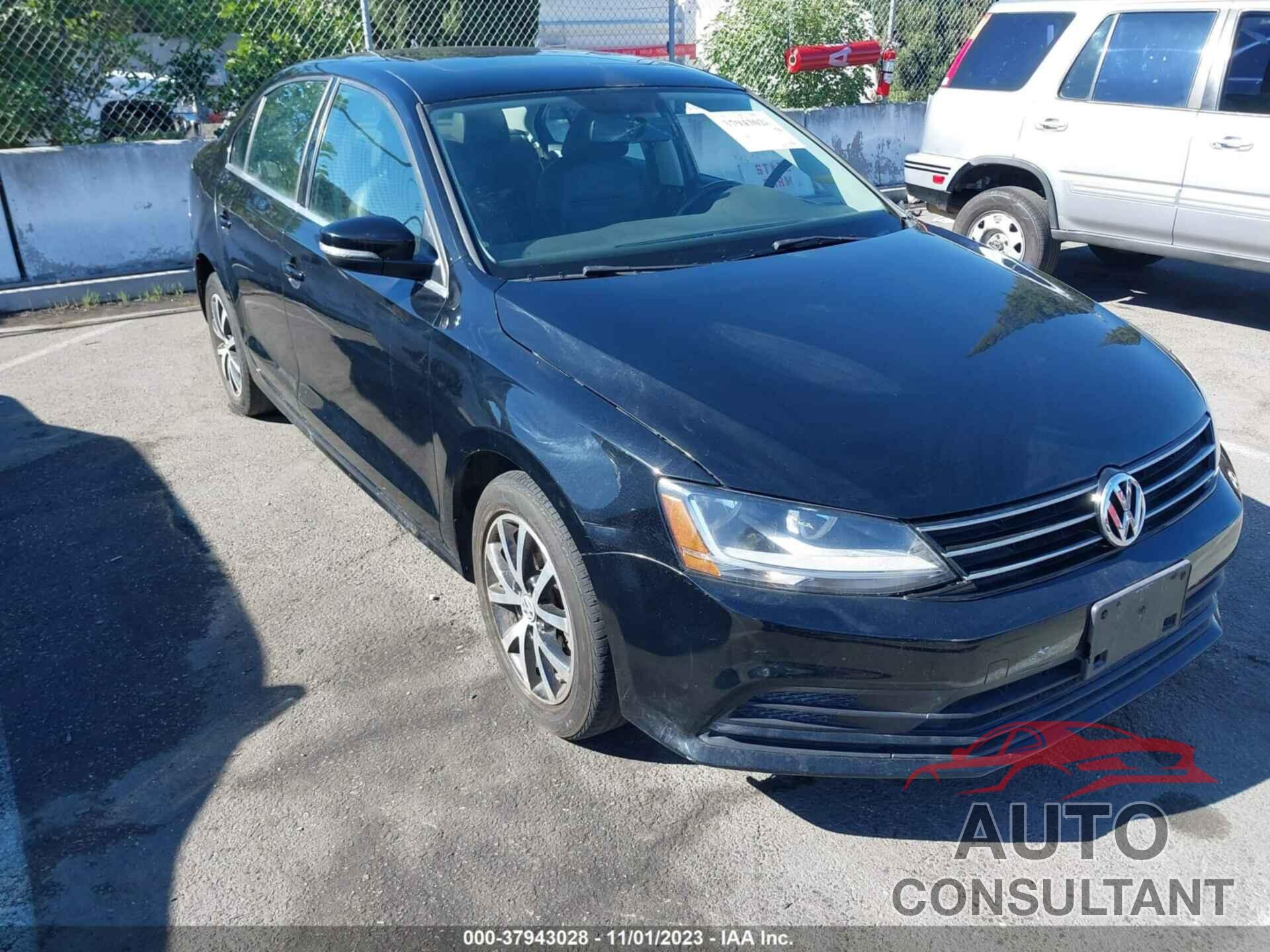 VOLKSWAGEN JETTA 2018 - 3VWDB7AJ4JM234150