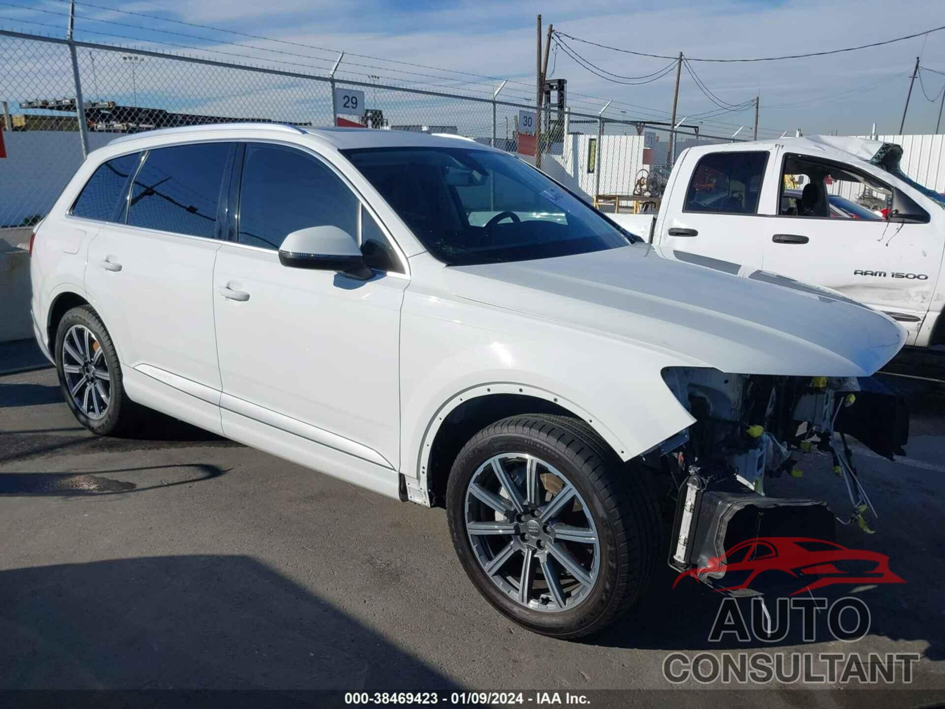 AUDI Q7 2017 - WA1LAAF72HD000214