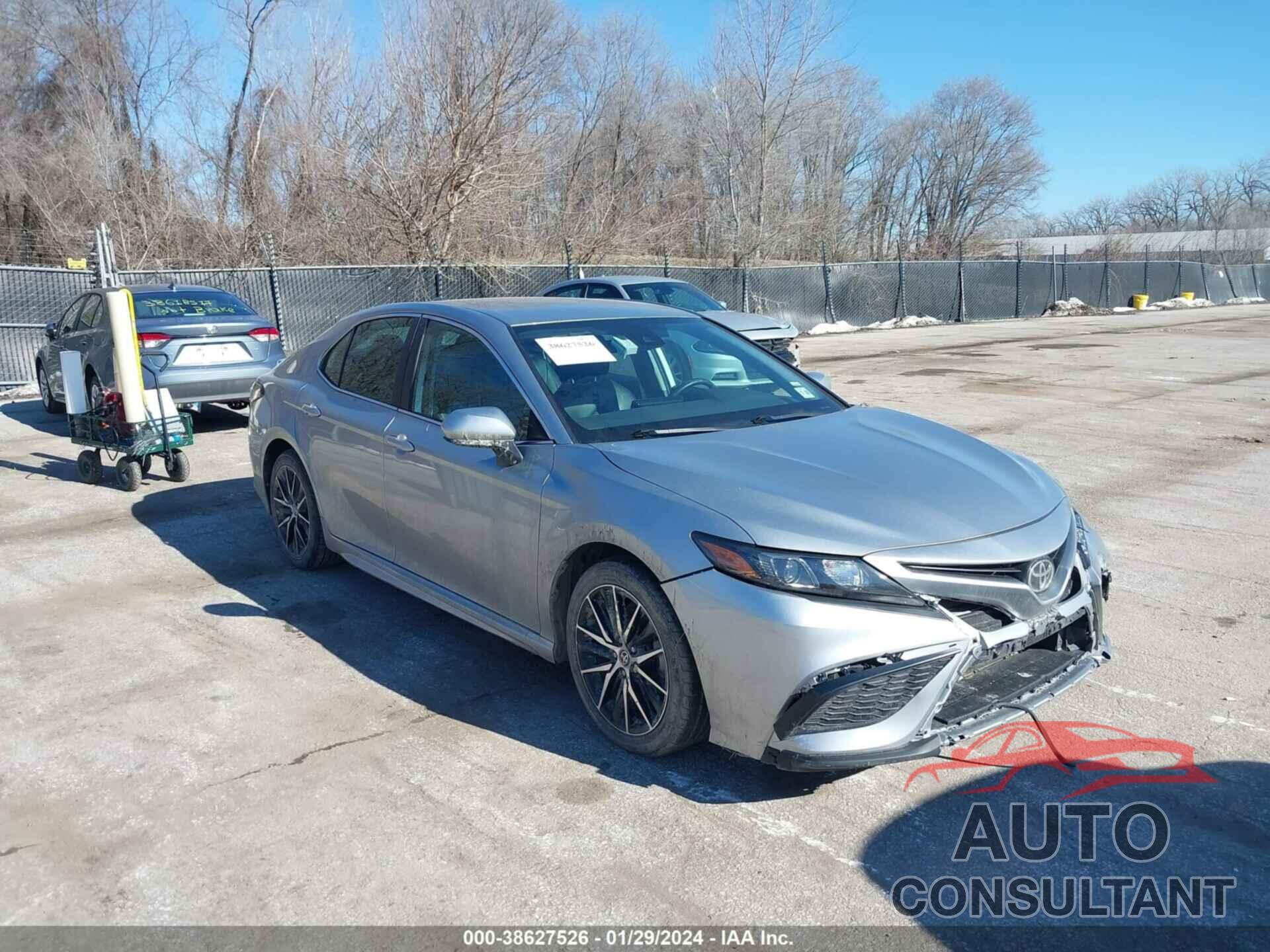 TOYOTA CAMRY 2021 - 4T1G11AK4MU596984