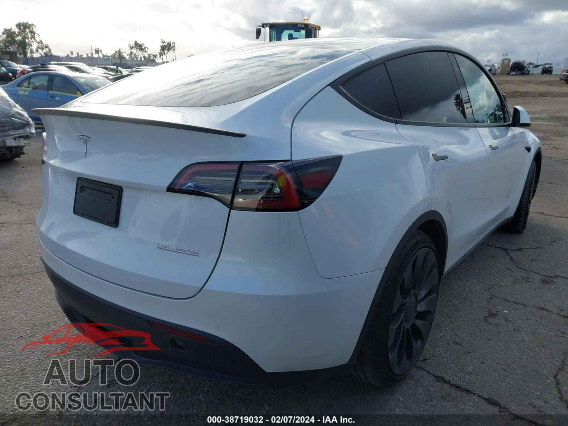 TESLA MODEL Y 2022 - 7SAYGDEF2NF532011