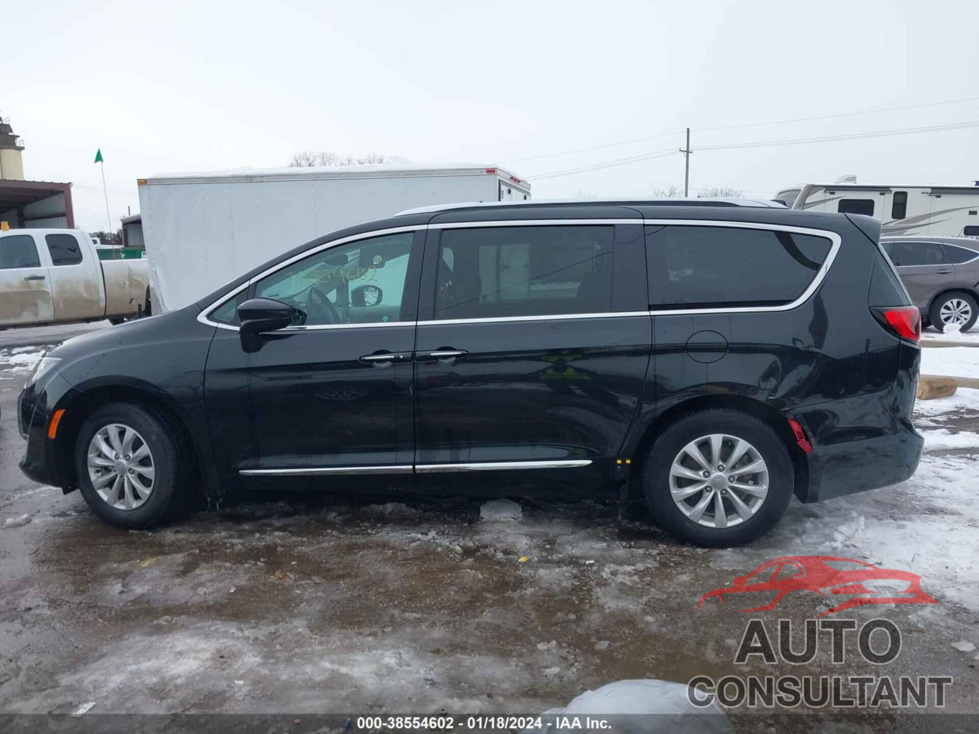 CHRYSLER PACIFICA 2019 - 2C4RC1BG1KR537418