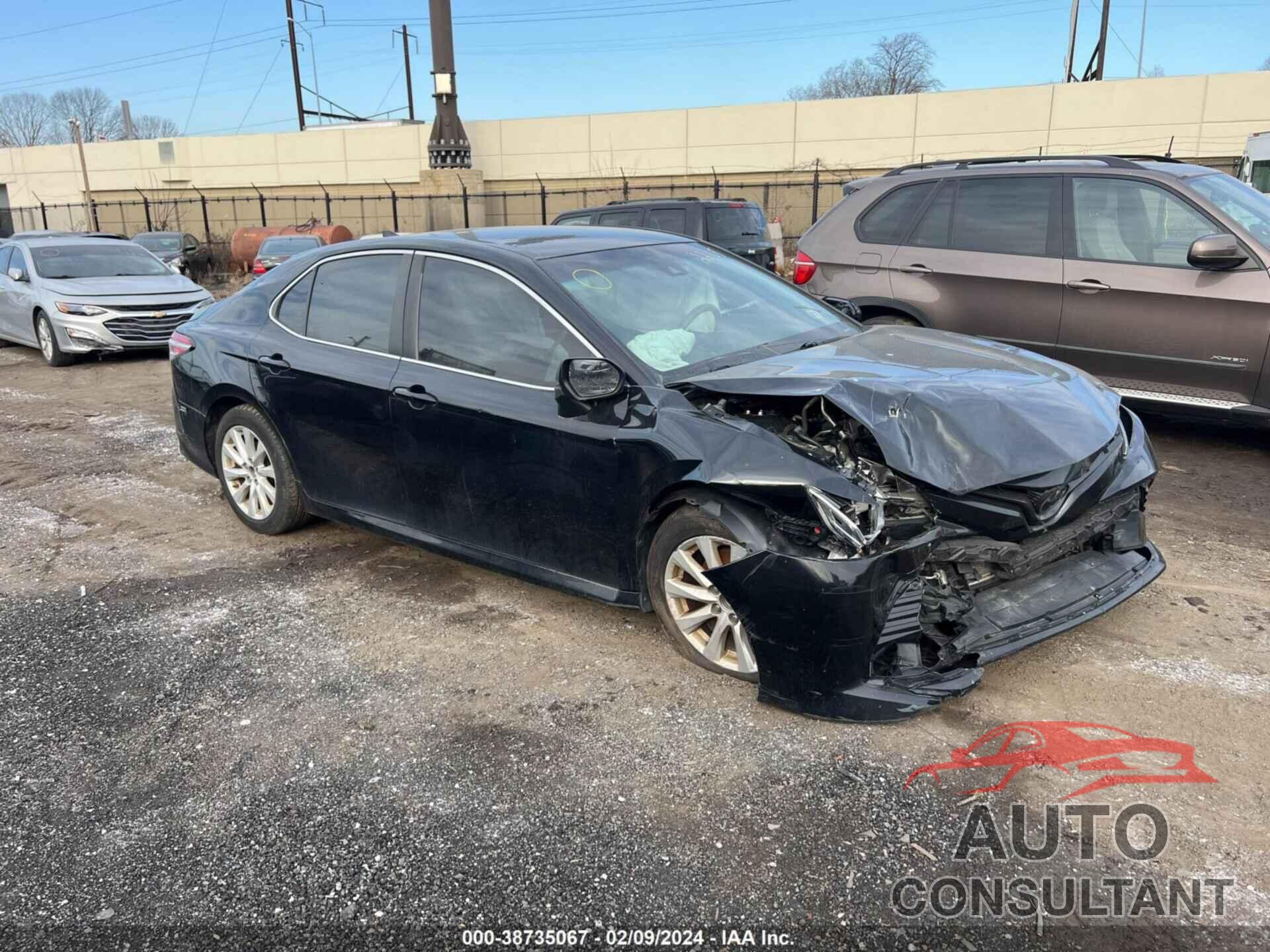 TOYOTA CAMRY 2019 - 4T1B11HK8KU168946