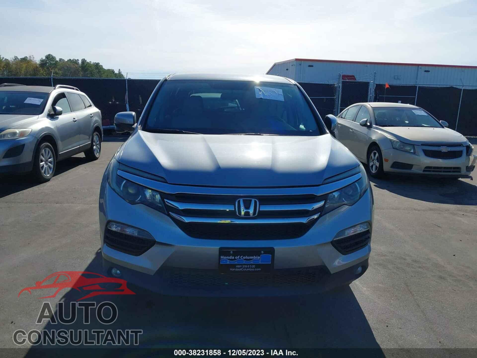 HONDA PILOT 2017 - 5FNYF5H38HB044371