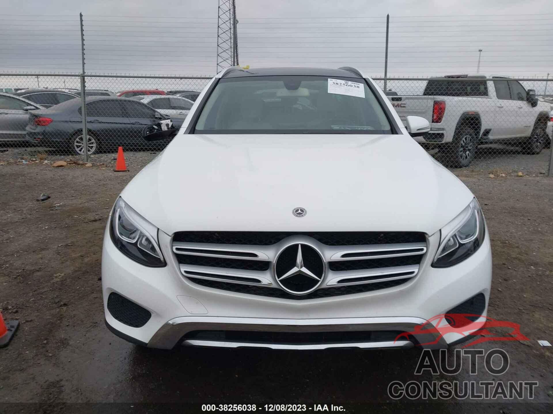 MERCEDES-BENZ GLC 300 2019 - WDC0G4JB8KV161876