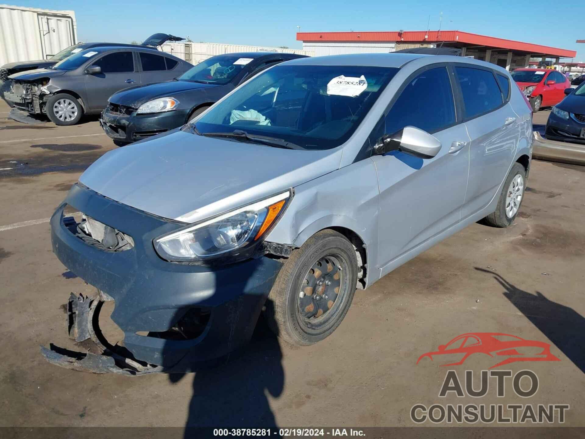 HYUNDAI ACCENT 2016 - KMHCT5AE2GU281132